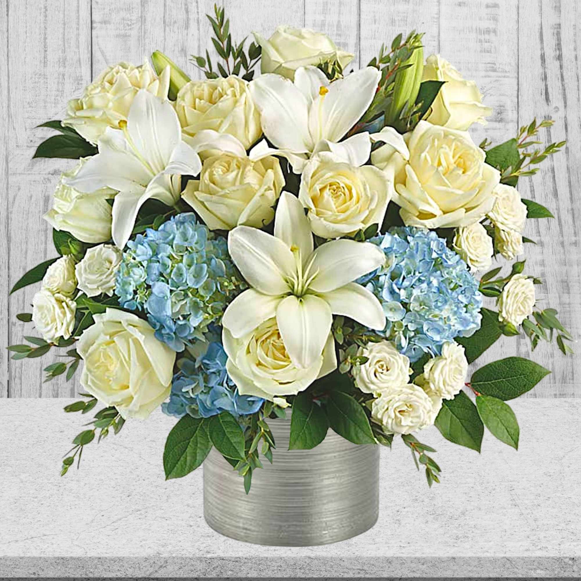 Capture the magic of the sparkling sea with this soothing arrangement of