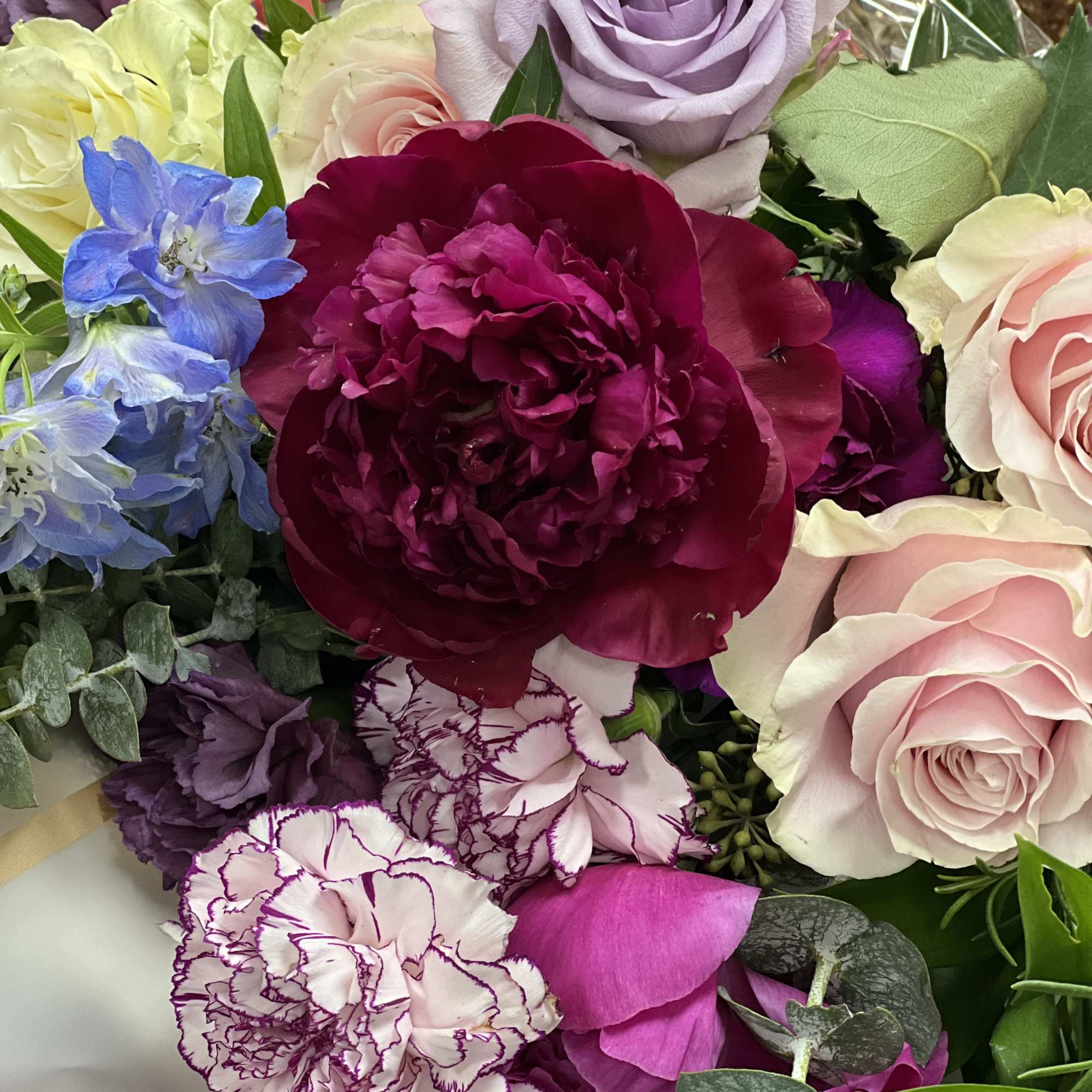 Beautiful and luxurious bouquet for Her