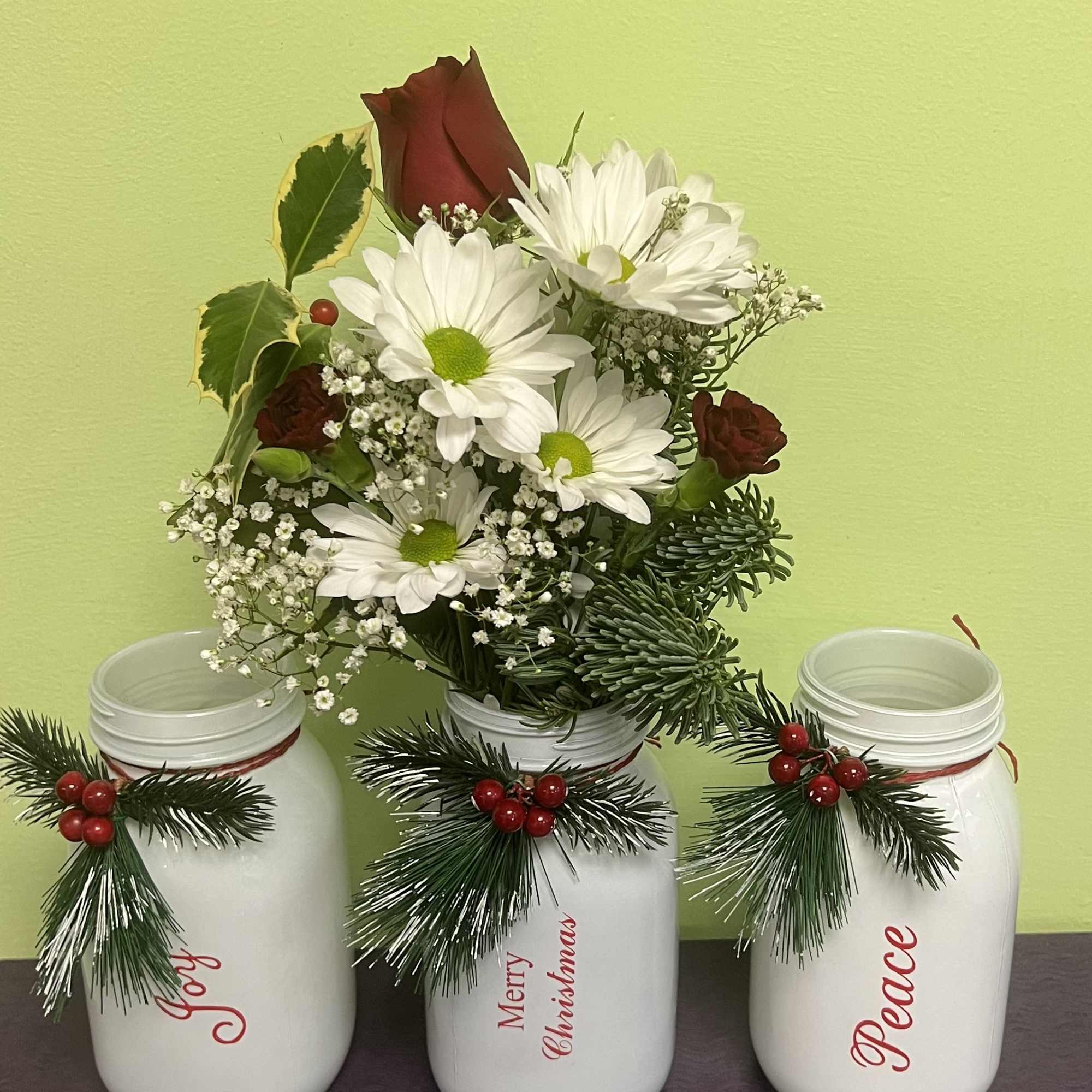 Make your Christmas wish this year with this beautiful Christmas jar. It