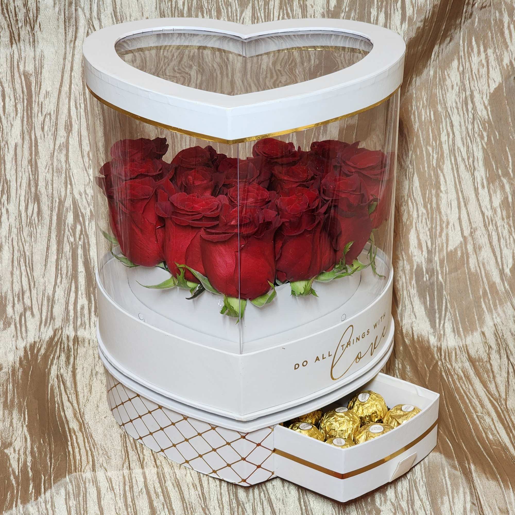 Elegant spining heart with candy. Great for Valentine’s day. Elegant spining heart with candy. Great for Valentine’s day.