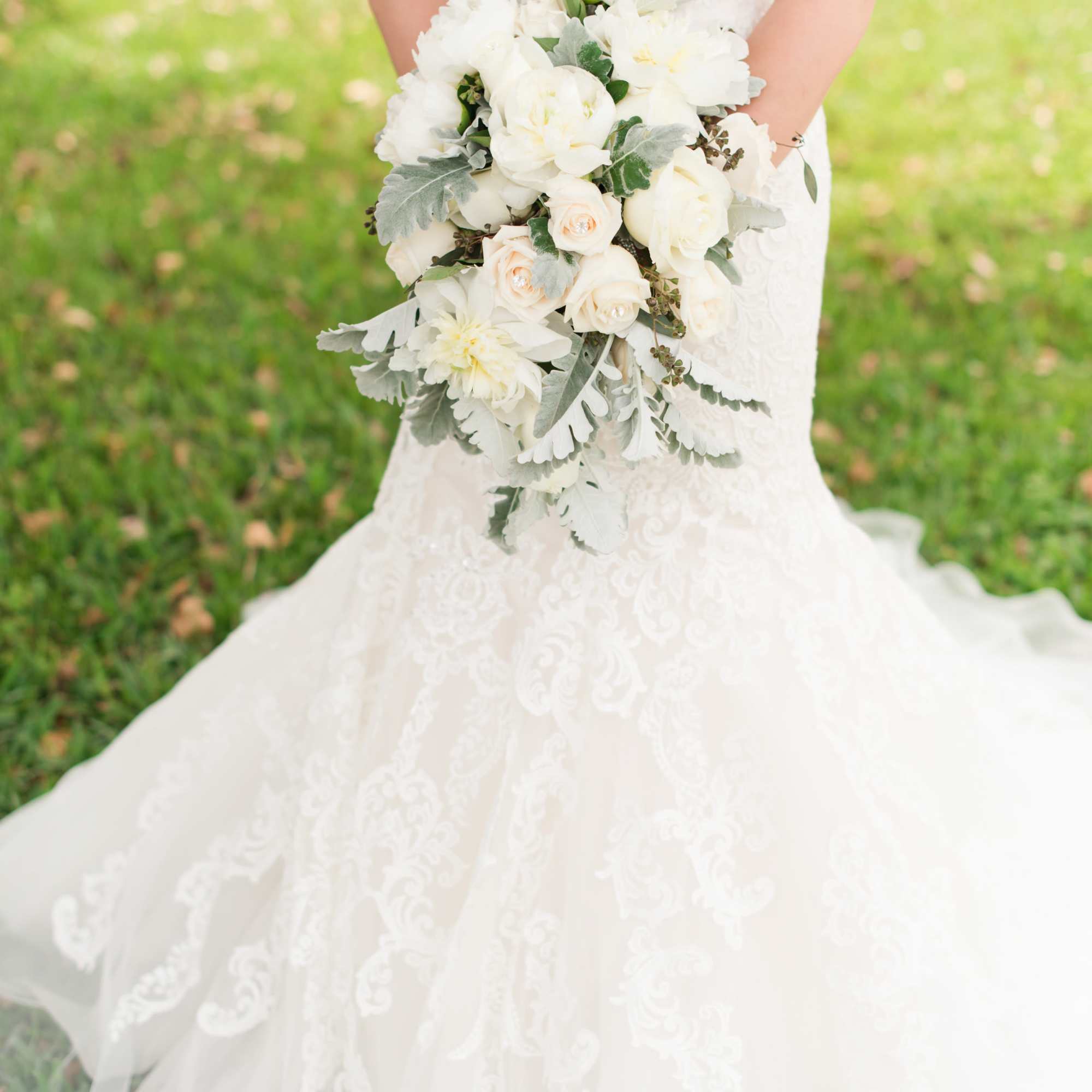 Designed after the snow covered peaks of the rookies this bouquet of