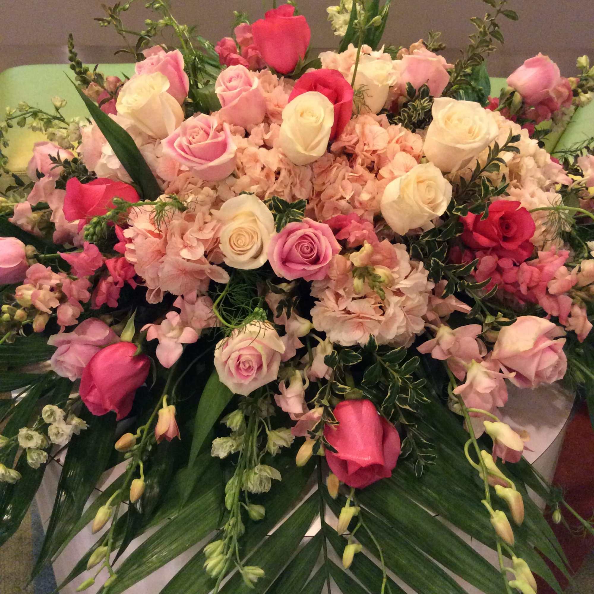 This is one of our packages it includes 2 Standing Spray, 1