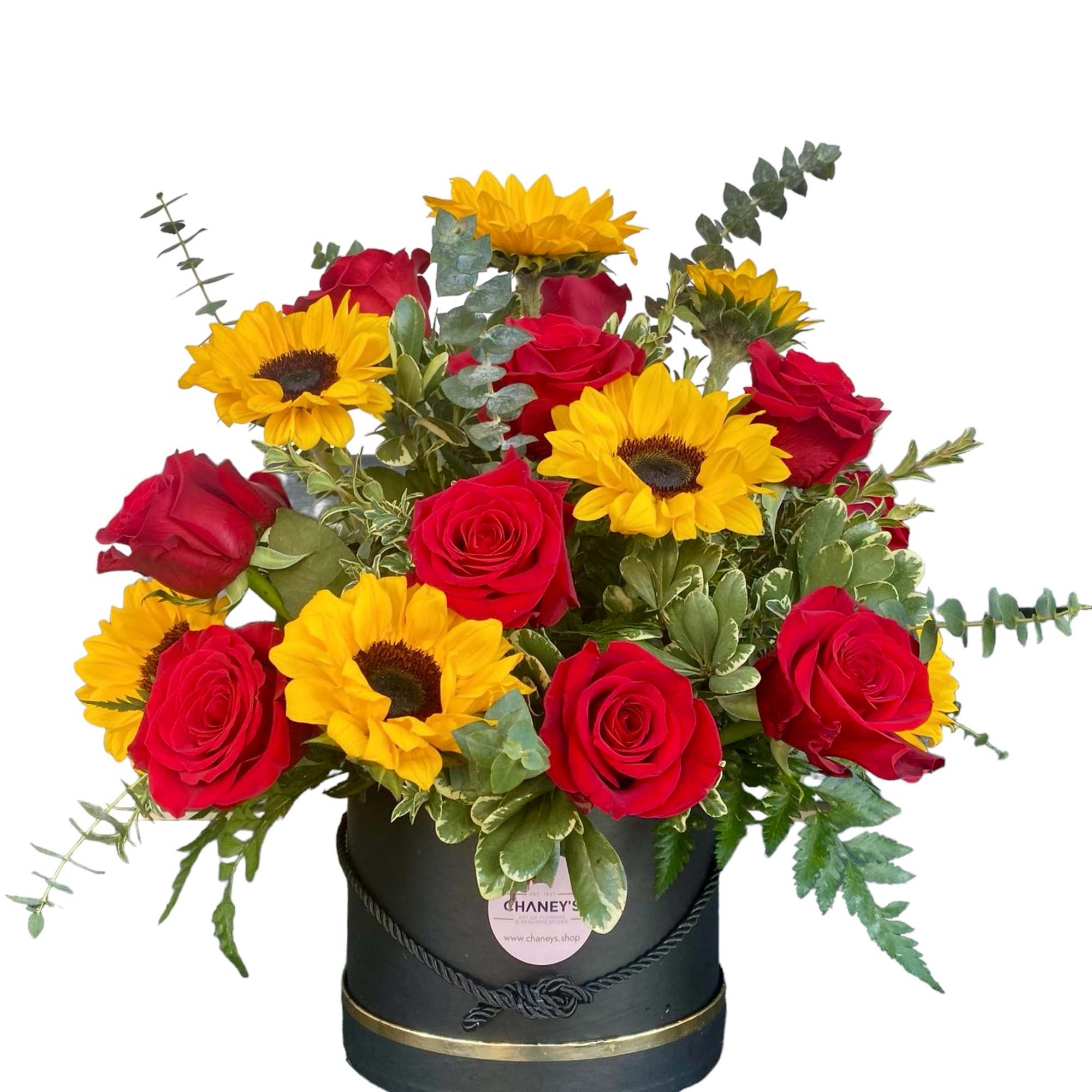Beautiful red roses meet sunny sunflowers - happy box for happy people! Beautiful red roses meet sunny sunflowers - happy box for happy people!