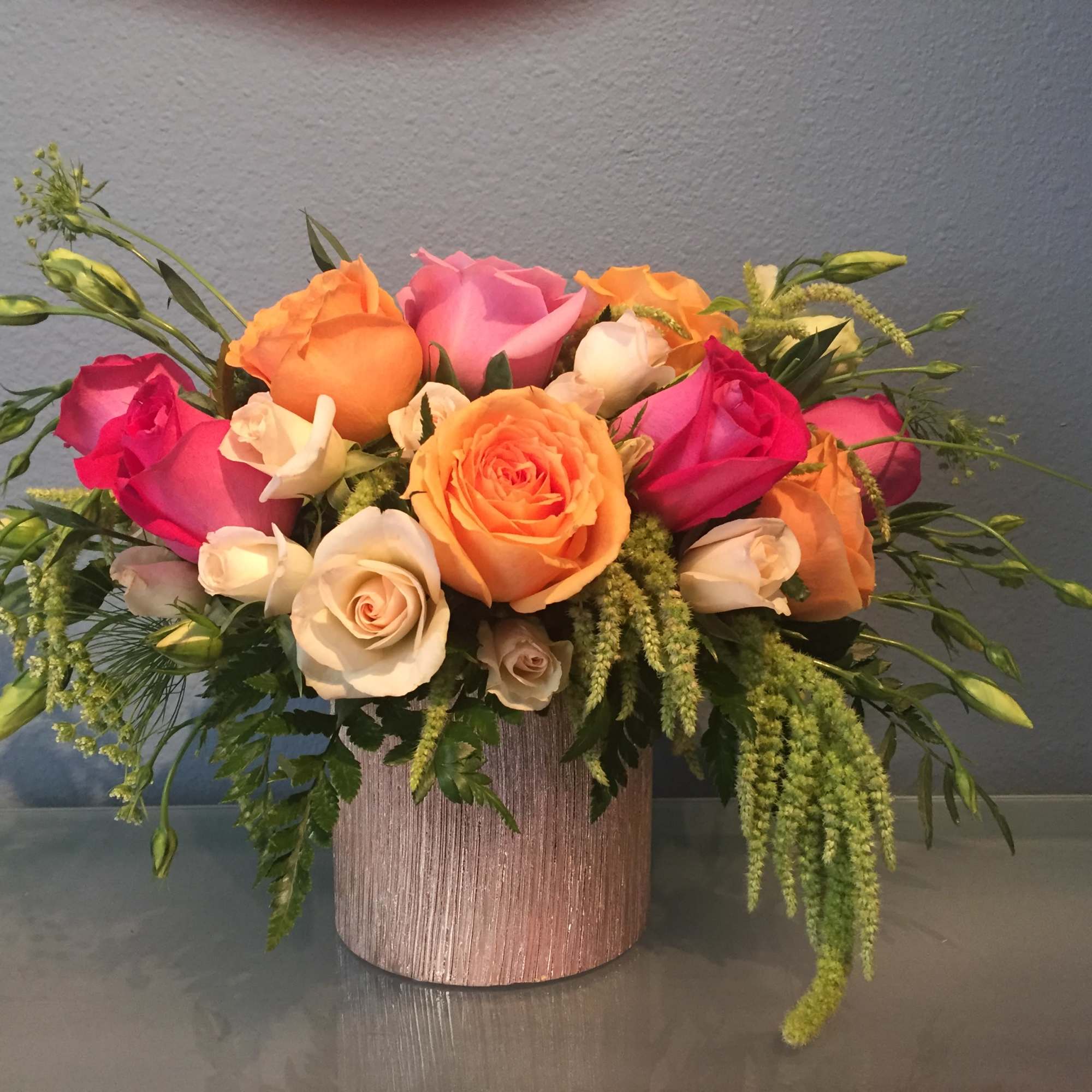 Show your appreciation in a most stylish way with this sunny bouquet