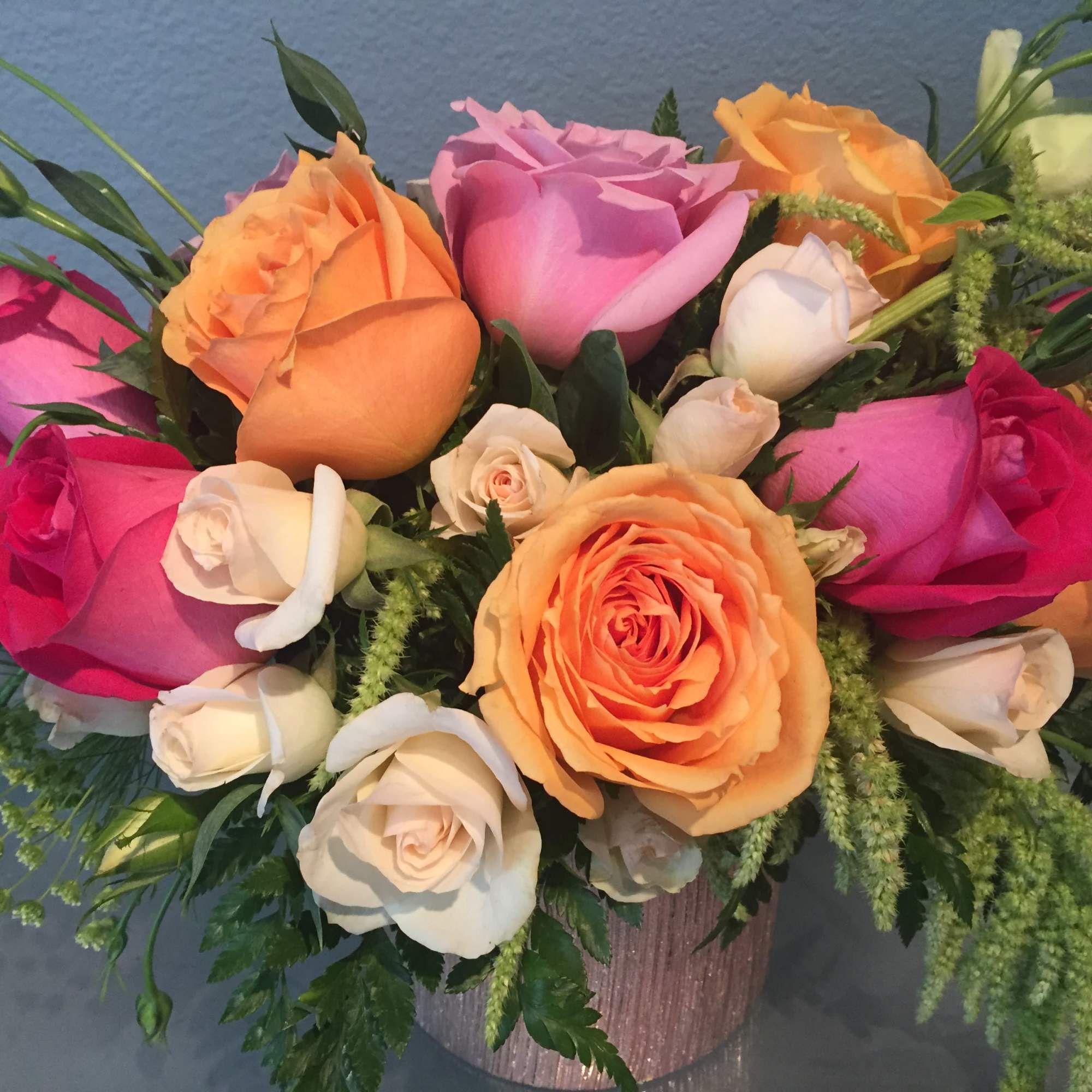 Show your appreciation in a most stylish way with this sunny bouquet