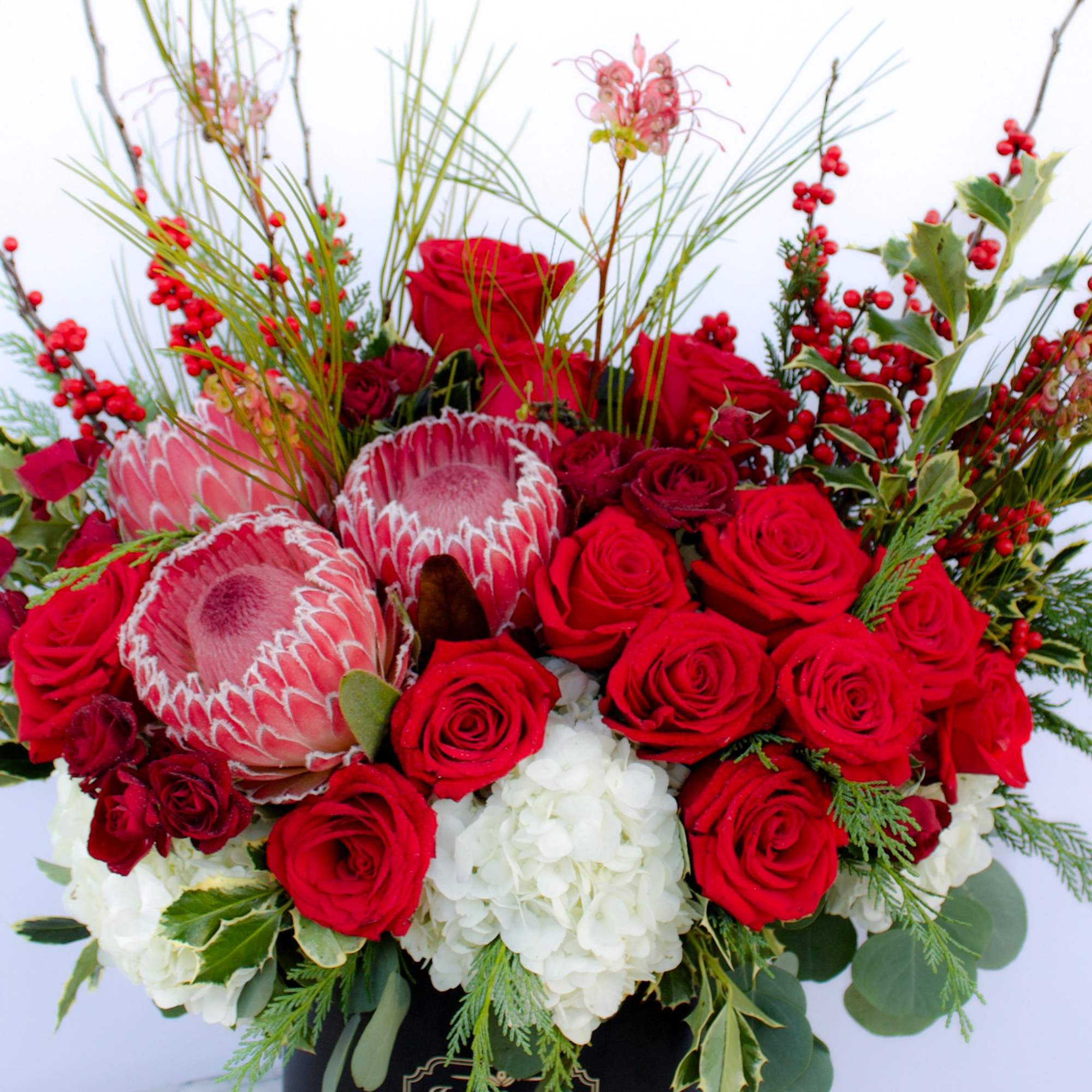 Breathtaking blooms crafted with grandeur and mesmerizing beauty designed to captivate the