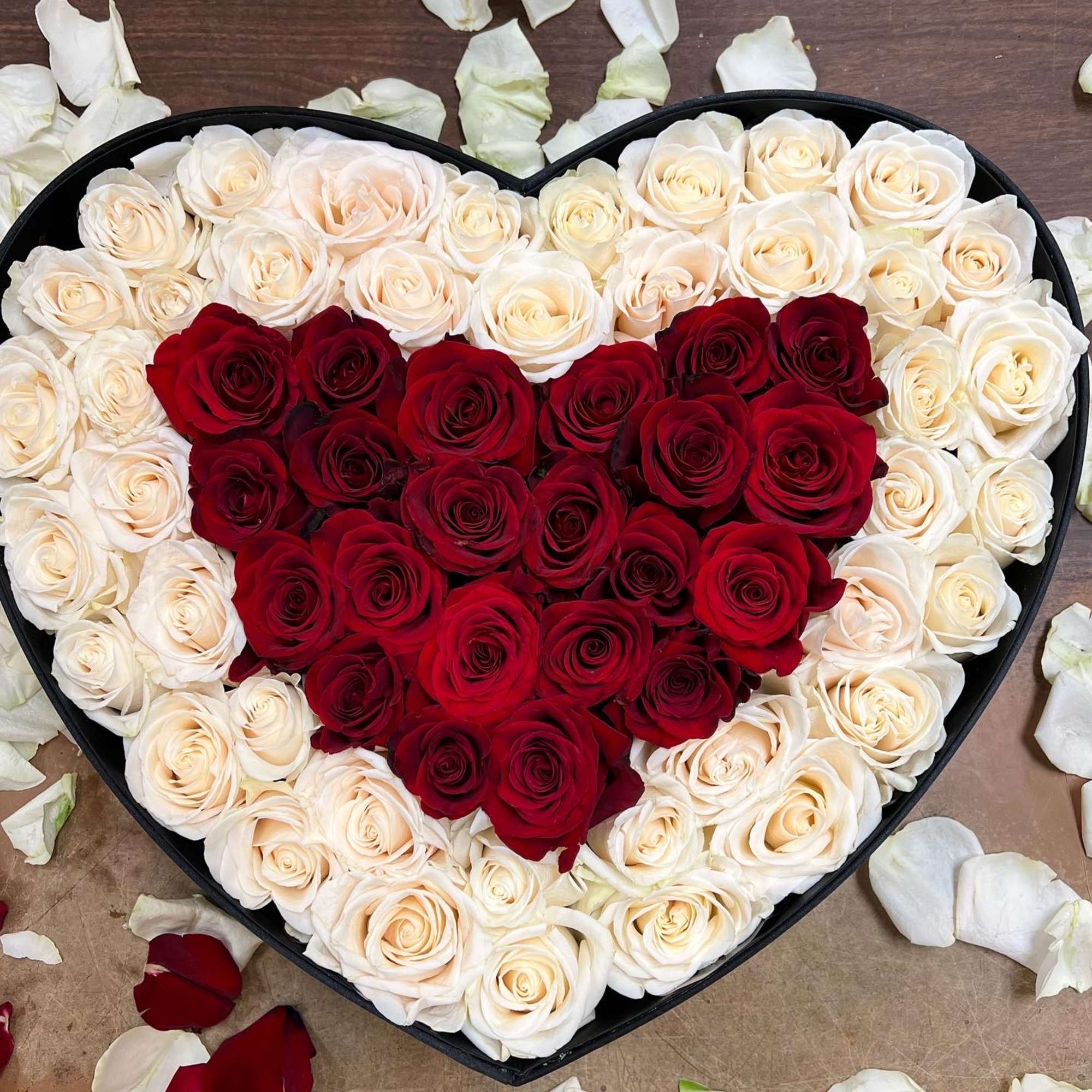 Large heart box cover with roses. Please specify rose color that you