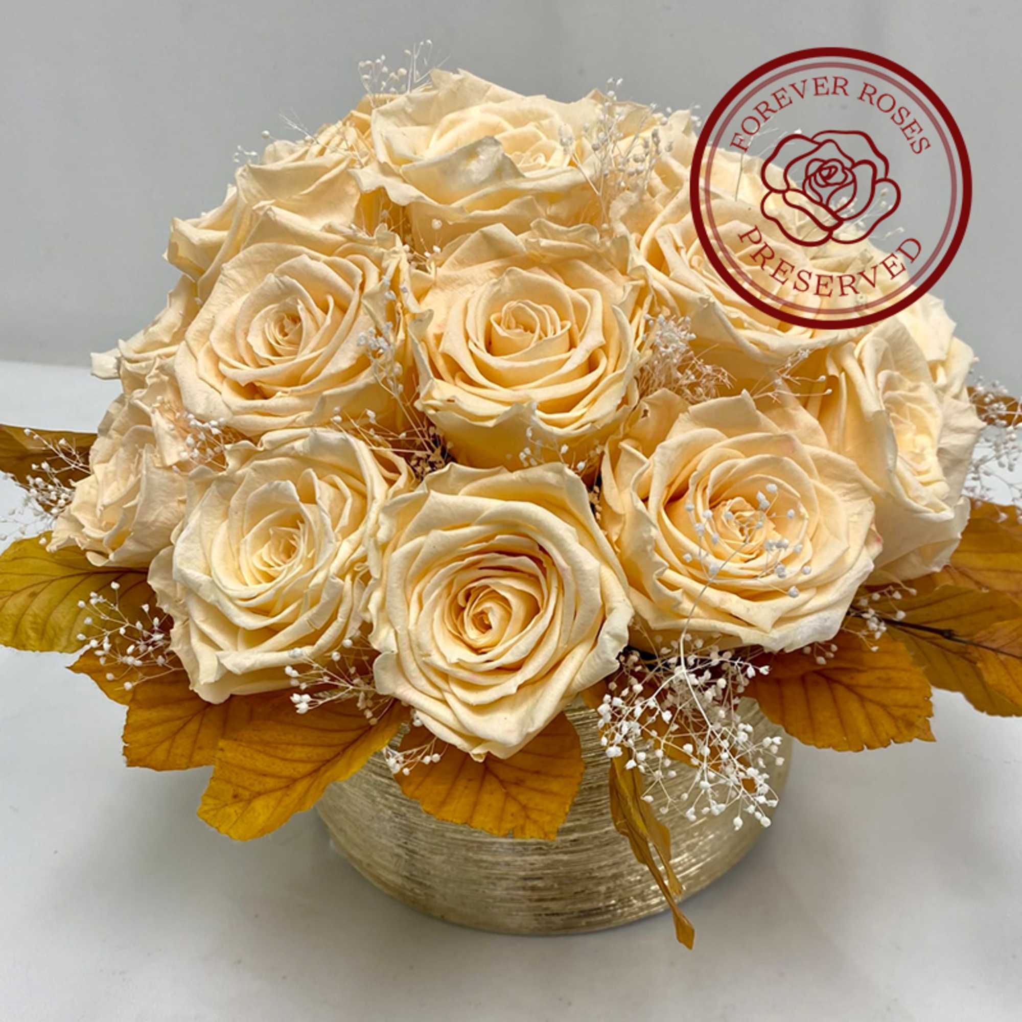 20 soft and romantic, forever lasting roses in an elegant brushed gold