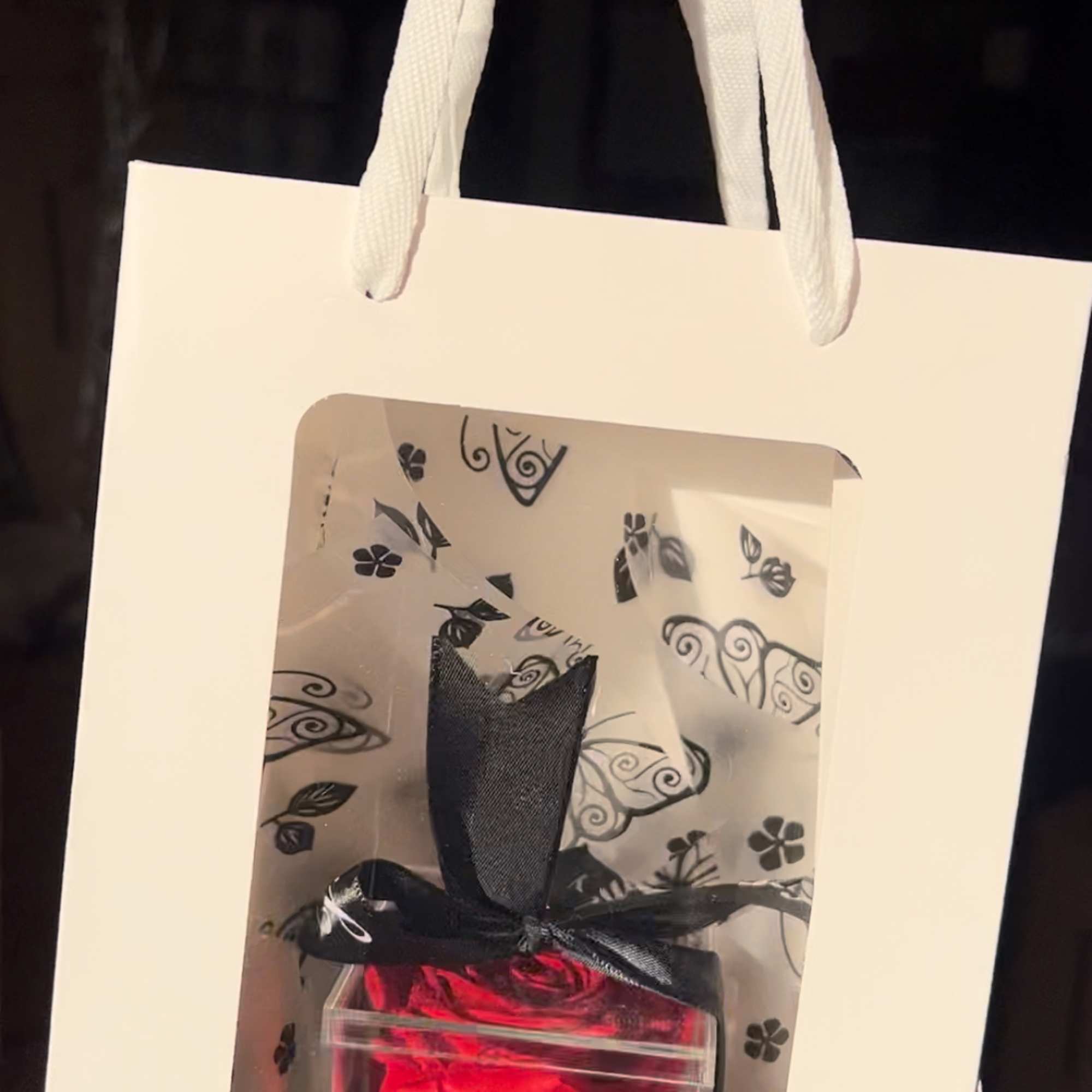 One preserved Ecuadorian rose to last 3-5 years , that signifies eternal One preserved Ecuadorian rose to last 3-5 years , that signifies eternal