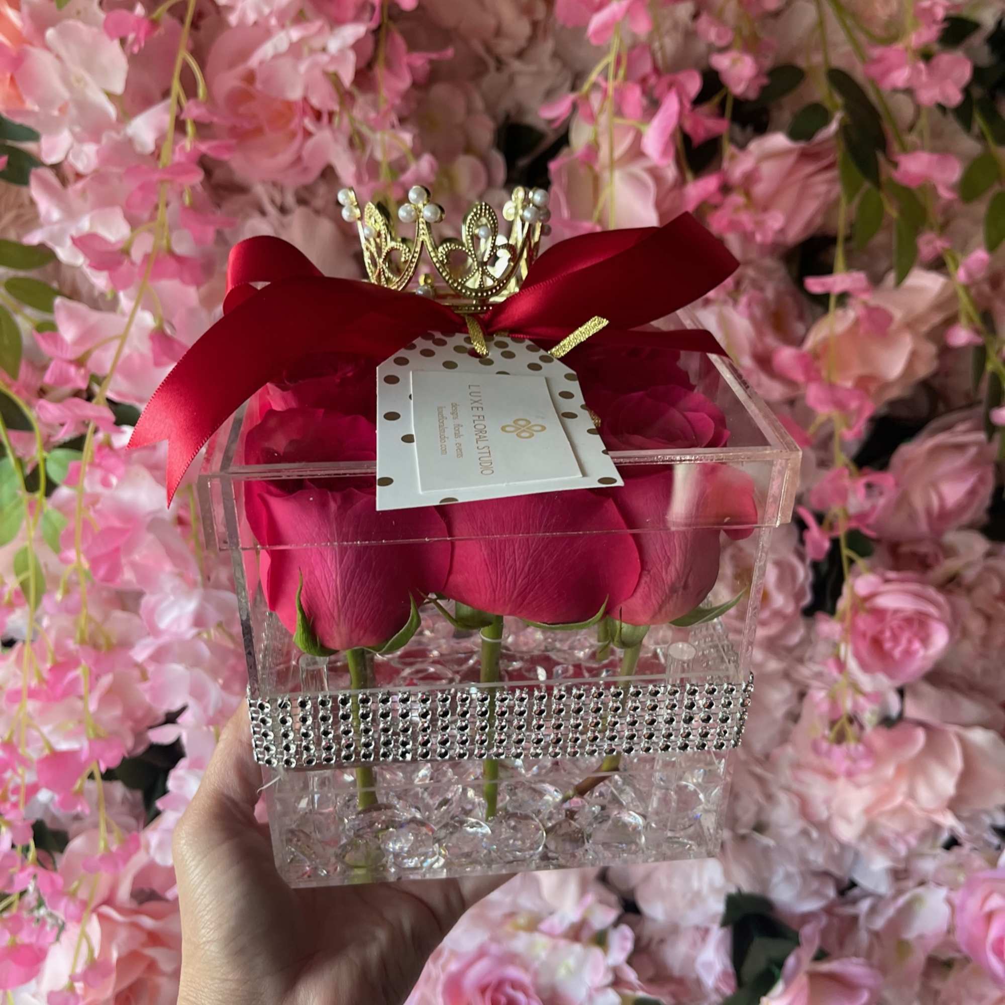 Princess Luxe Box is made for the modern princess this classy box