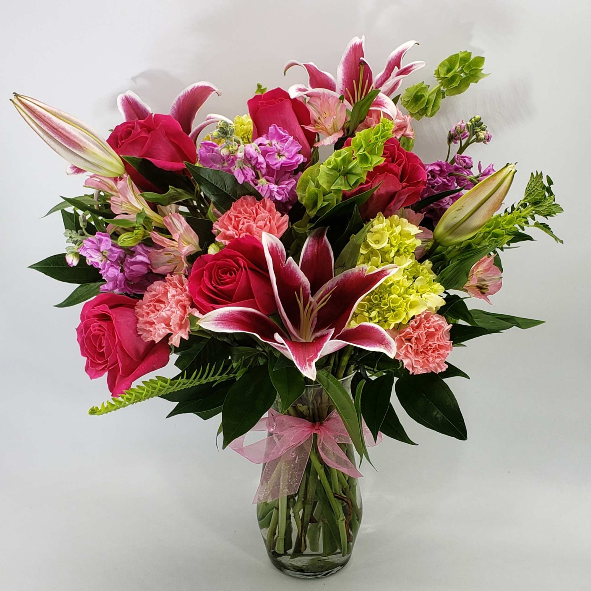 Pinks and pinks and... This beautiful vase of pink flowers and pale Pinks and pinks and... This beautiful vase of pink flowers and pale