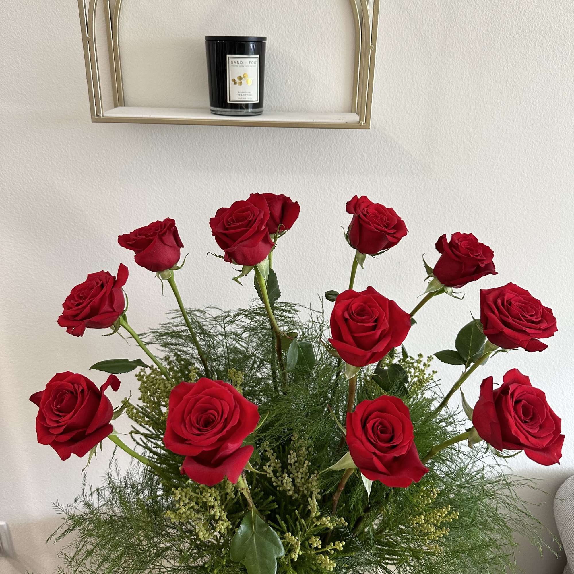 12 long stem premium red roses 