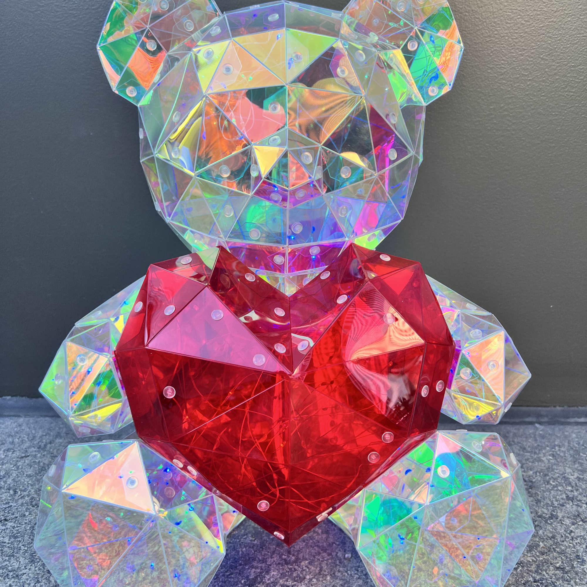LED Crystal Heart Teddy Bear with USB Plug. Has 4 different functions.