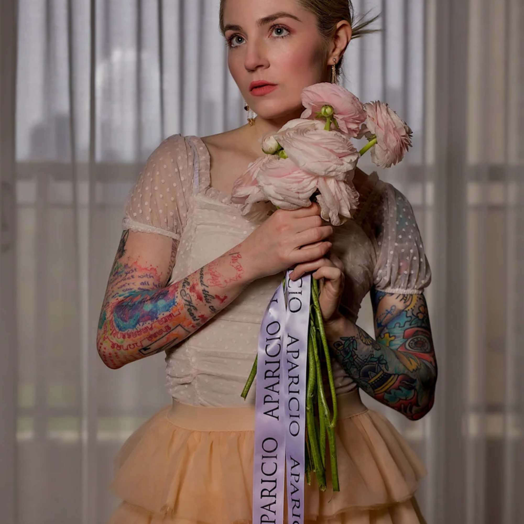 Our &quot;Model of Milan&quot; Simply Beautiful bouquet is a simple yet elegant