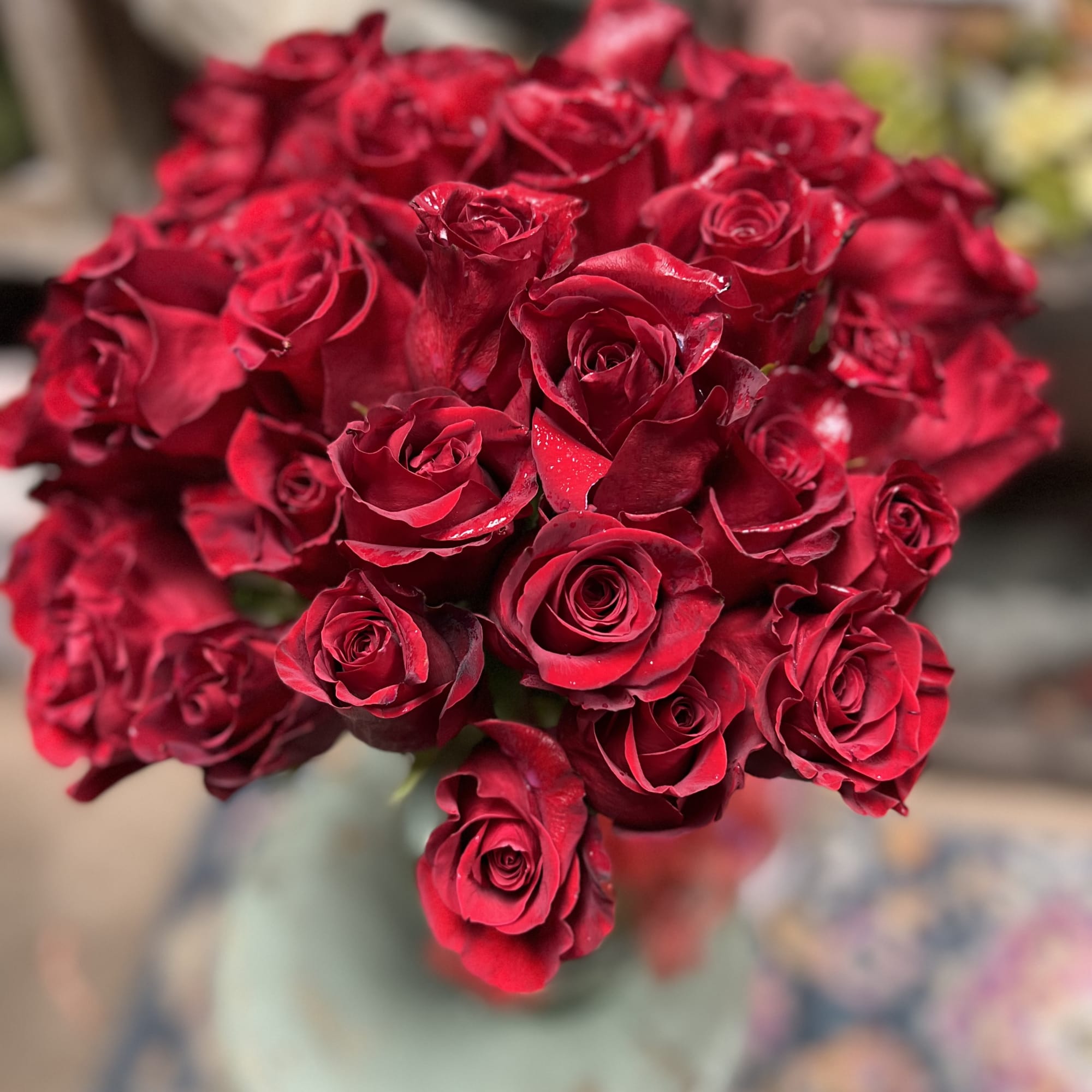 Choice of 12, 24 or 36 Red Freedom Roses in Clear vase