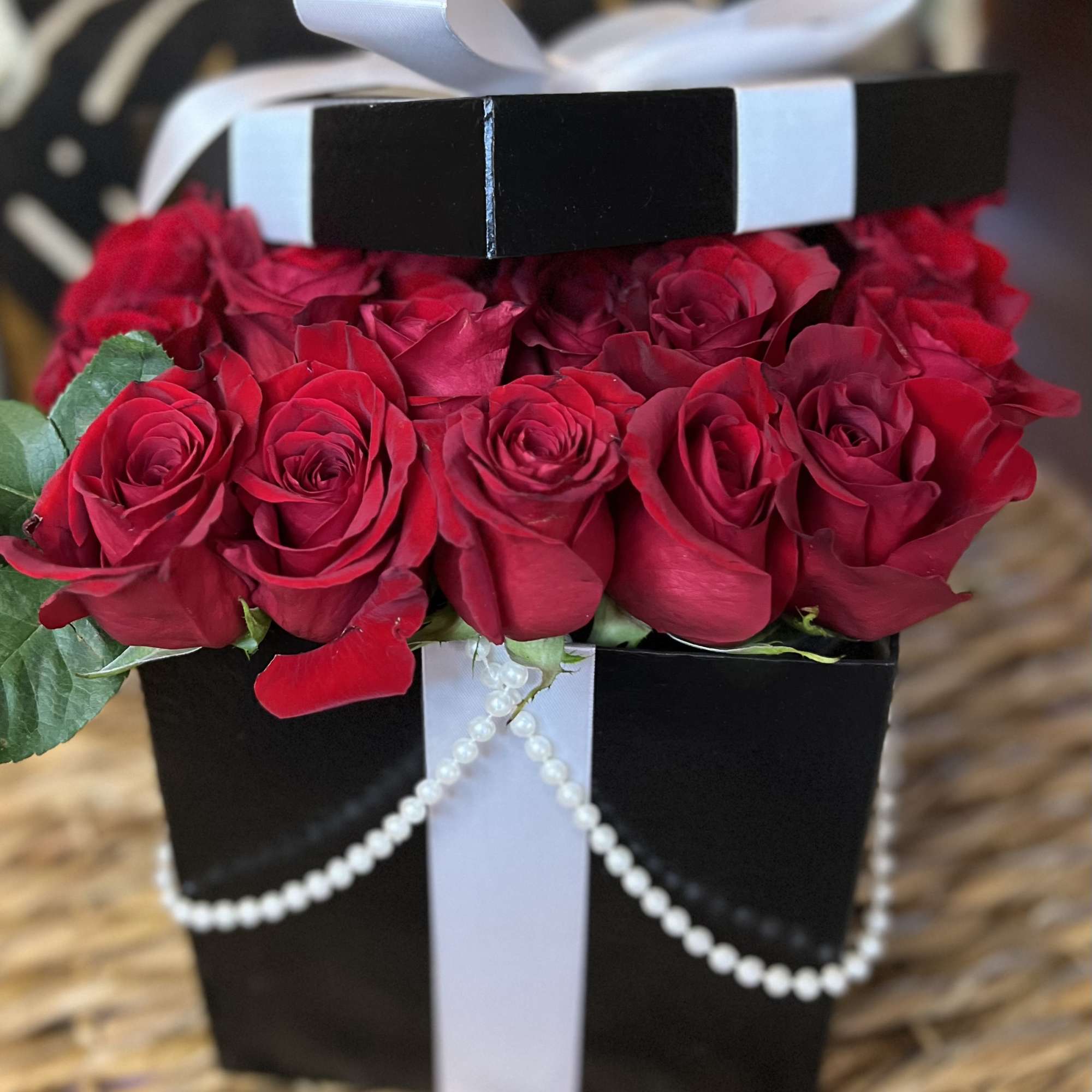 XL Box of   24 Red Large Bloom Premium Roses 