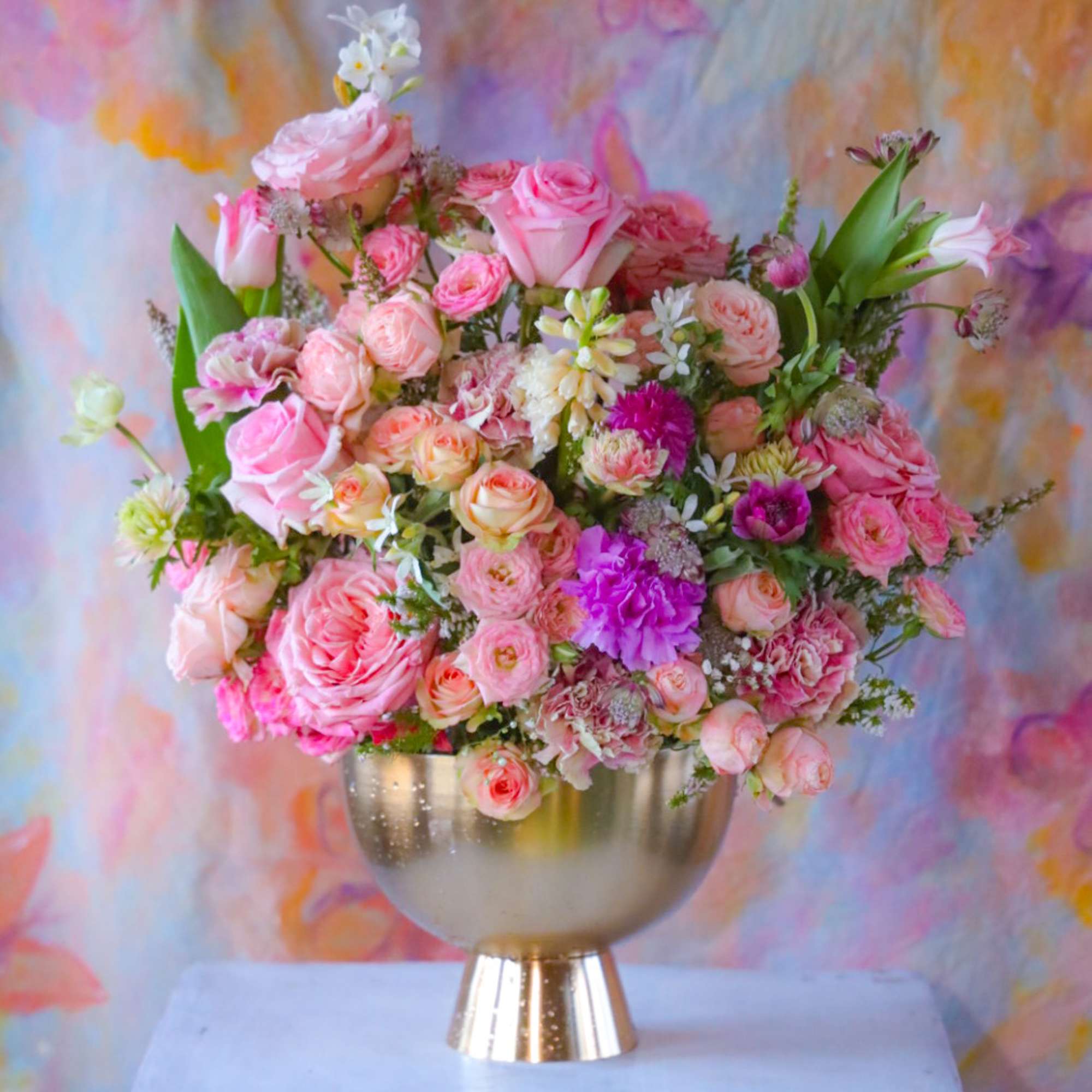 Resplendent Forester Butterfly Arrangement is for the JLo in your life. Graceful