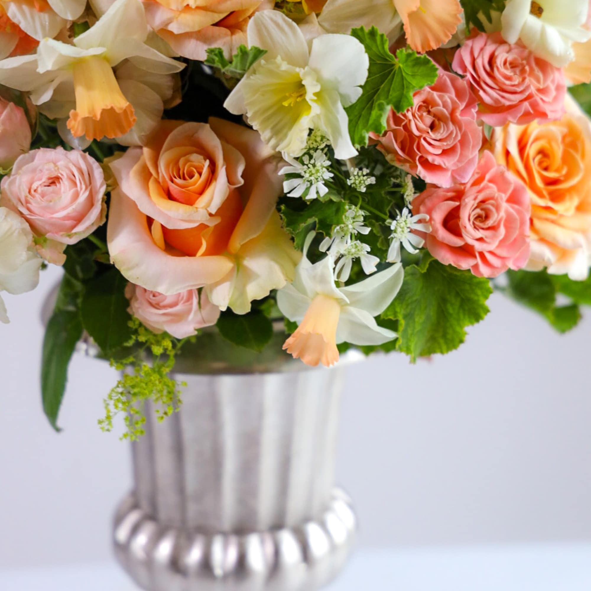 Meet The Golden Pavillion. 
With Spring reveling vibes, candlit patio star studded