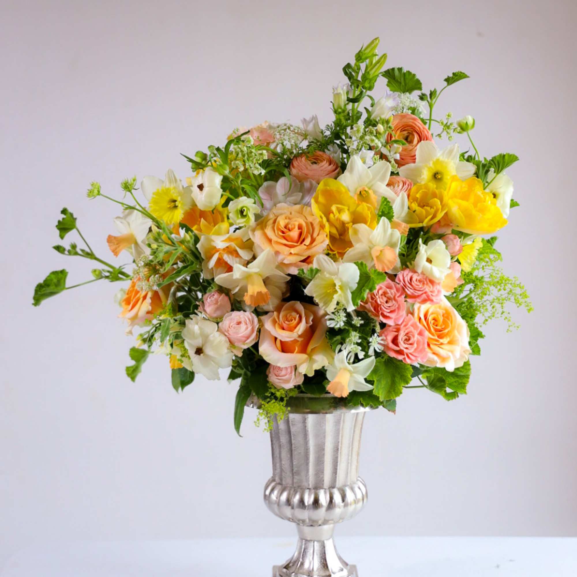 Meet The Golden Pavillion. 
With Spring reveling vibes, candlit patio star studded