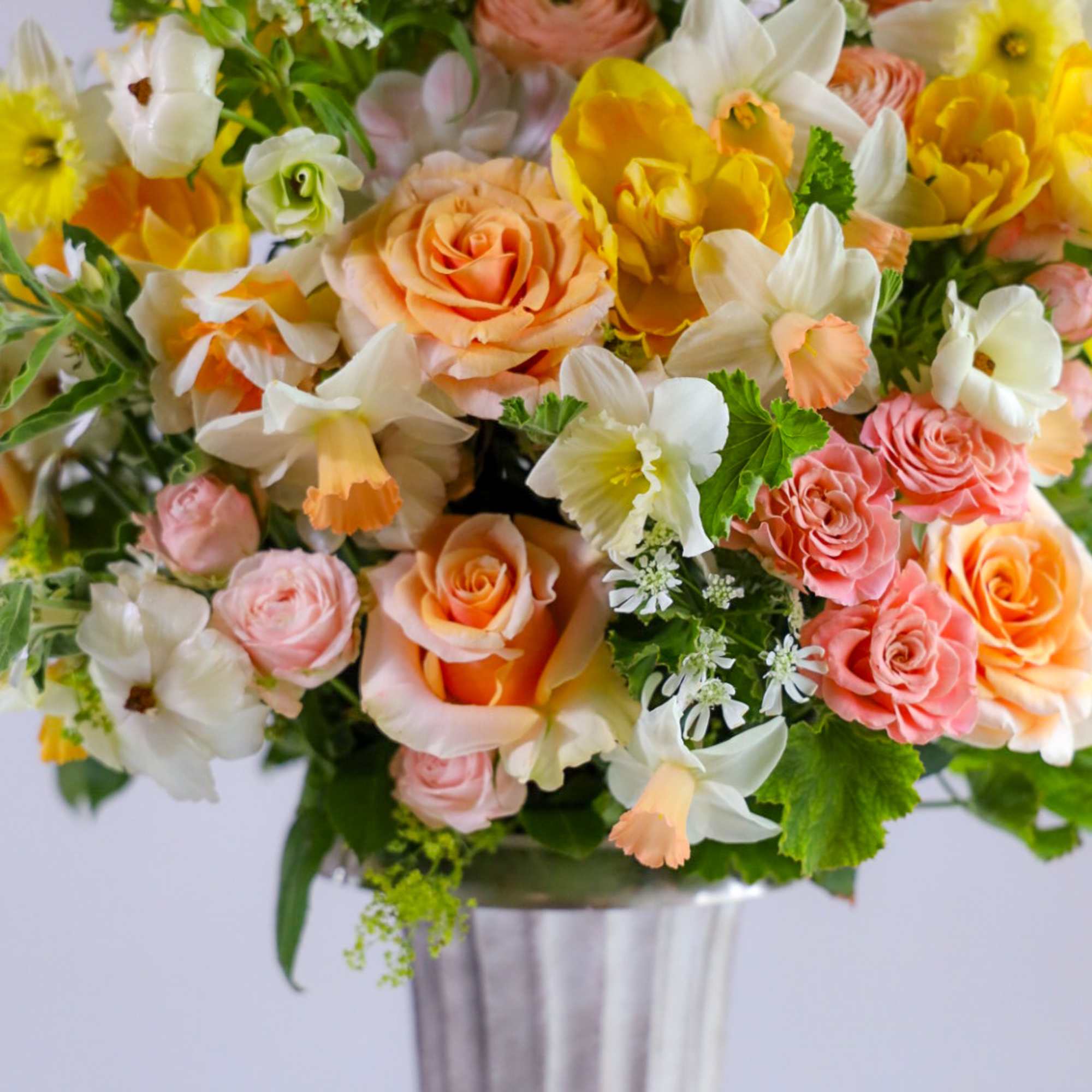 Meet The Golden Pavillion. 
With Spring reveling vibes, candlit patio star studded