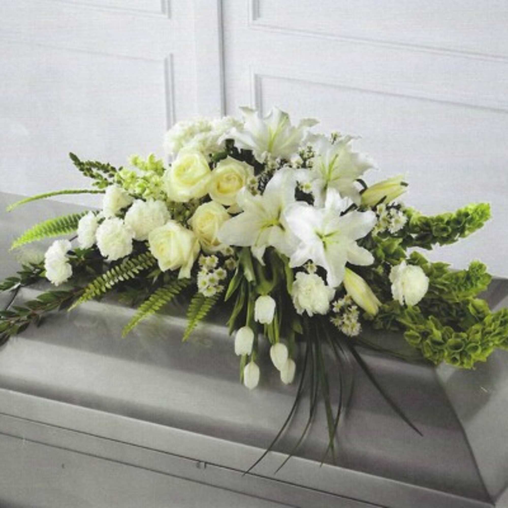 14"H x 24"W x 40"L Deluxe (CS3-1D) $350 (pictured) Premium (CS3-1P) $435 14"H x 24"W x 40"L Deluxe (CS3-1D) $350 (pictured) Premium (CS3-1P) $435