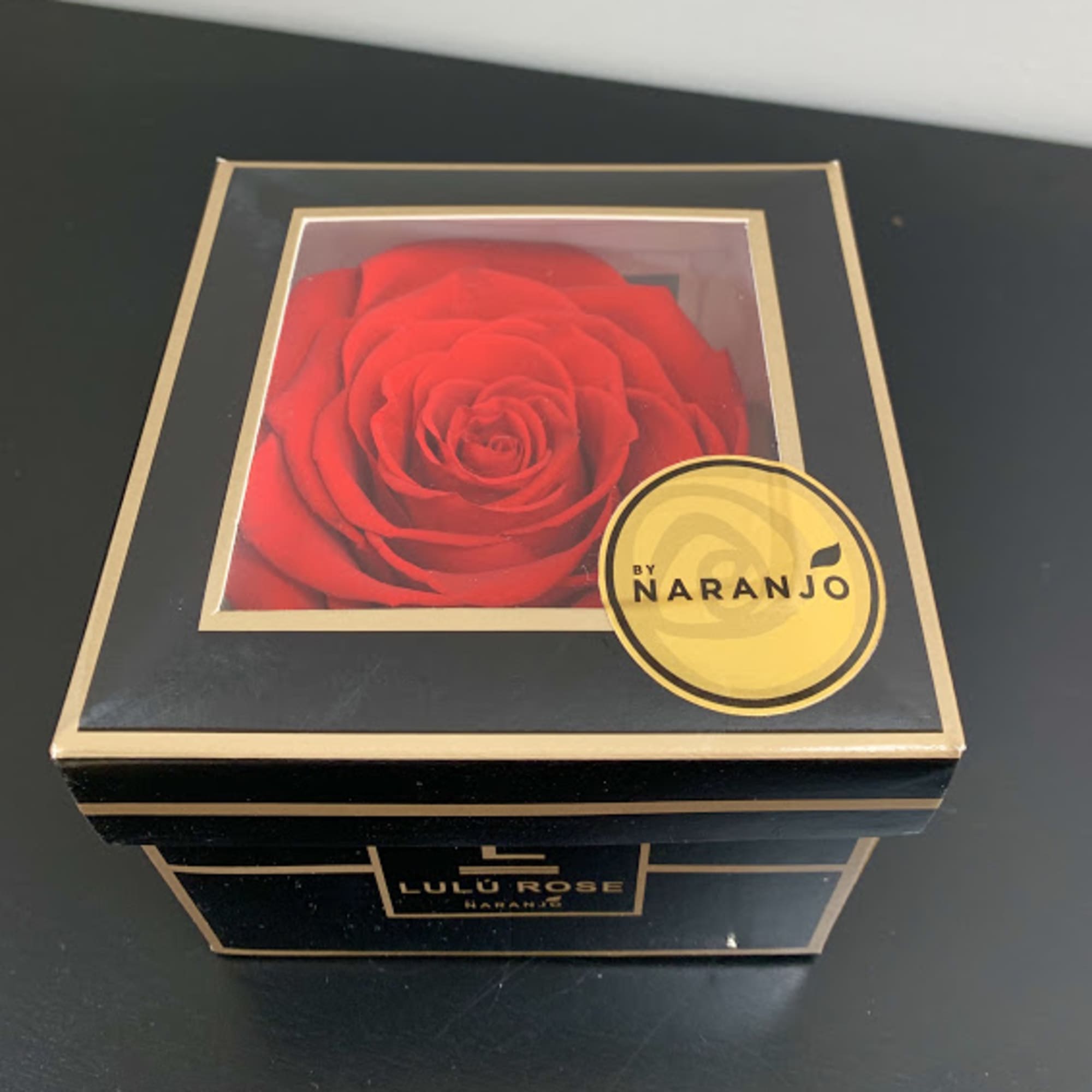 This is an outstanding extra-large rose wich is preserved petal-by-petal in order