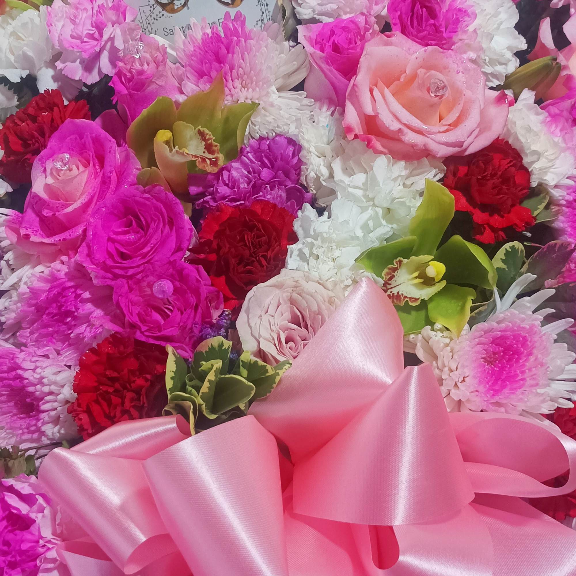 A beautiful way to send off a female colleague or female co-worker A beautiful way to send off a female colleague or female co-worker