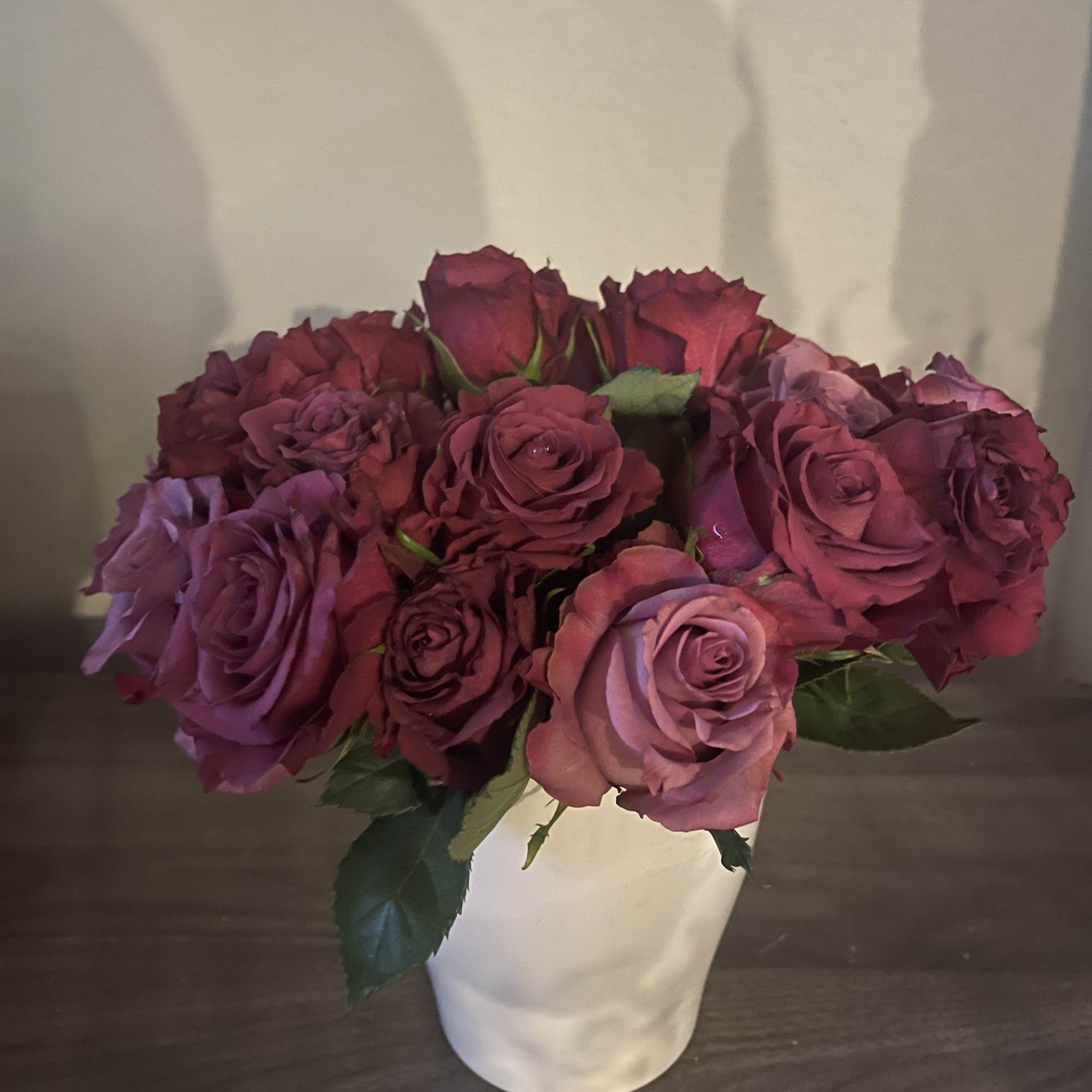 We will use the color scheme you see in picture. Dark purple/maroon.