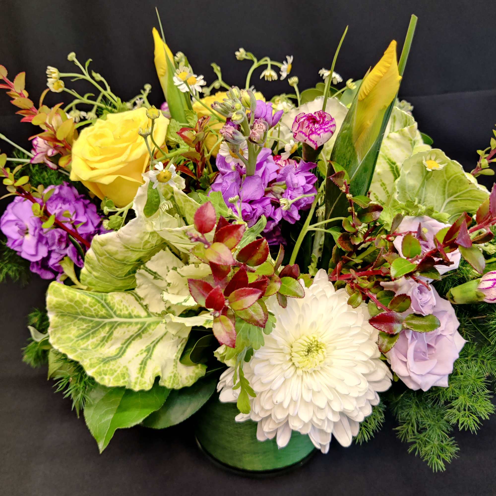 Long lasting varieties of flowers and some fresh spring inspiration. Flowers and