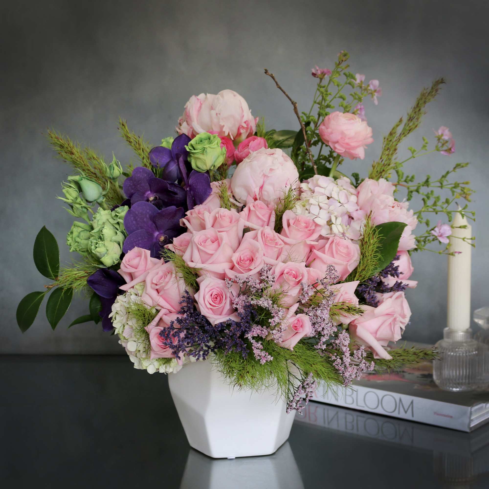 Radiating beauty and elegance, this delicate and dainty floral design features a