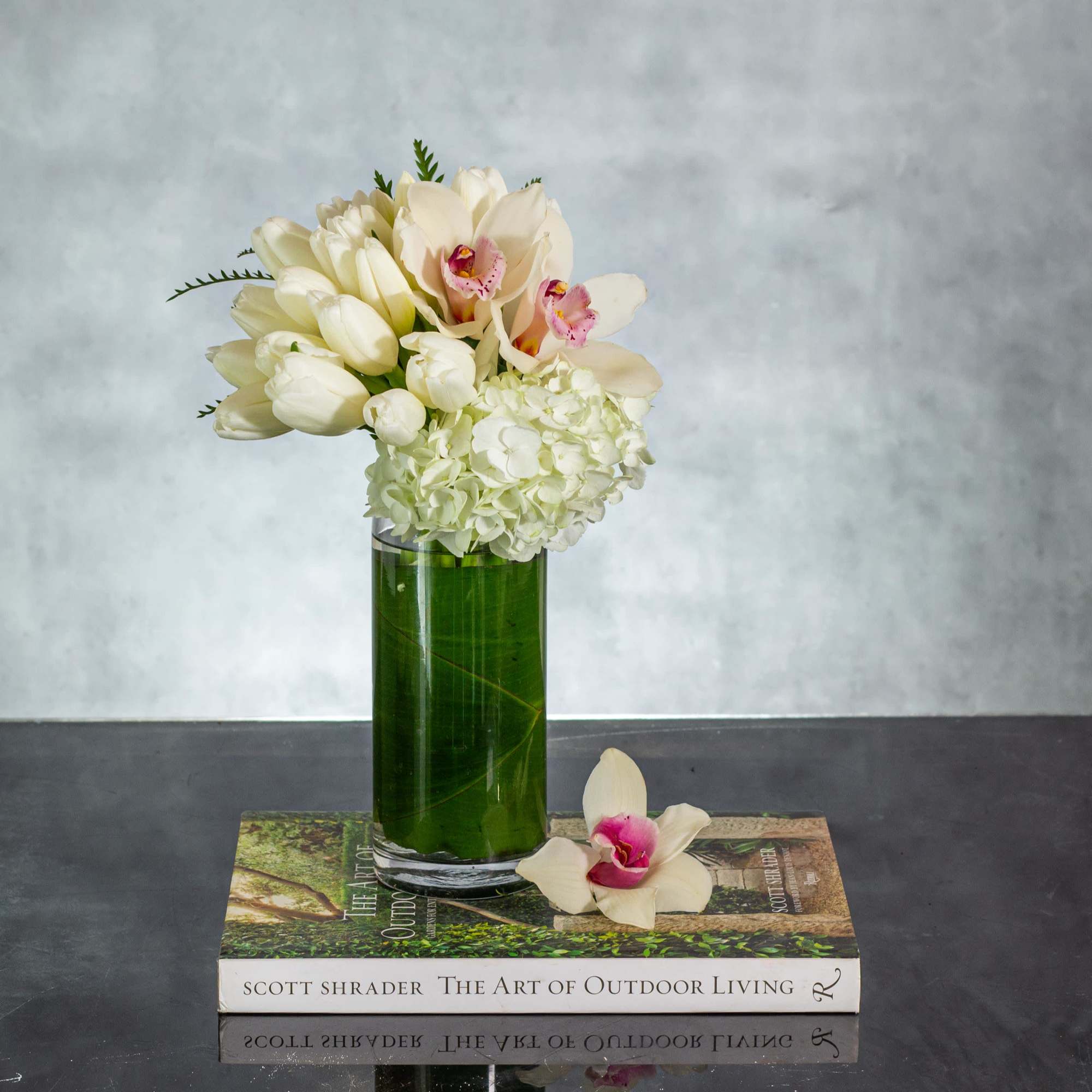 My Beverly Hills Florist presents a dramatic display of Dutch Tulips and