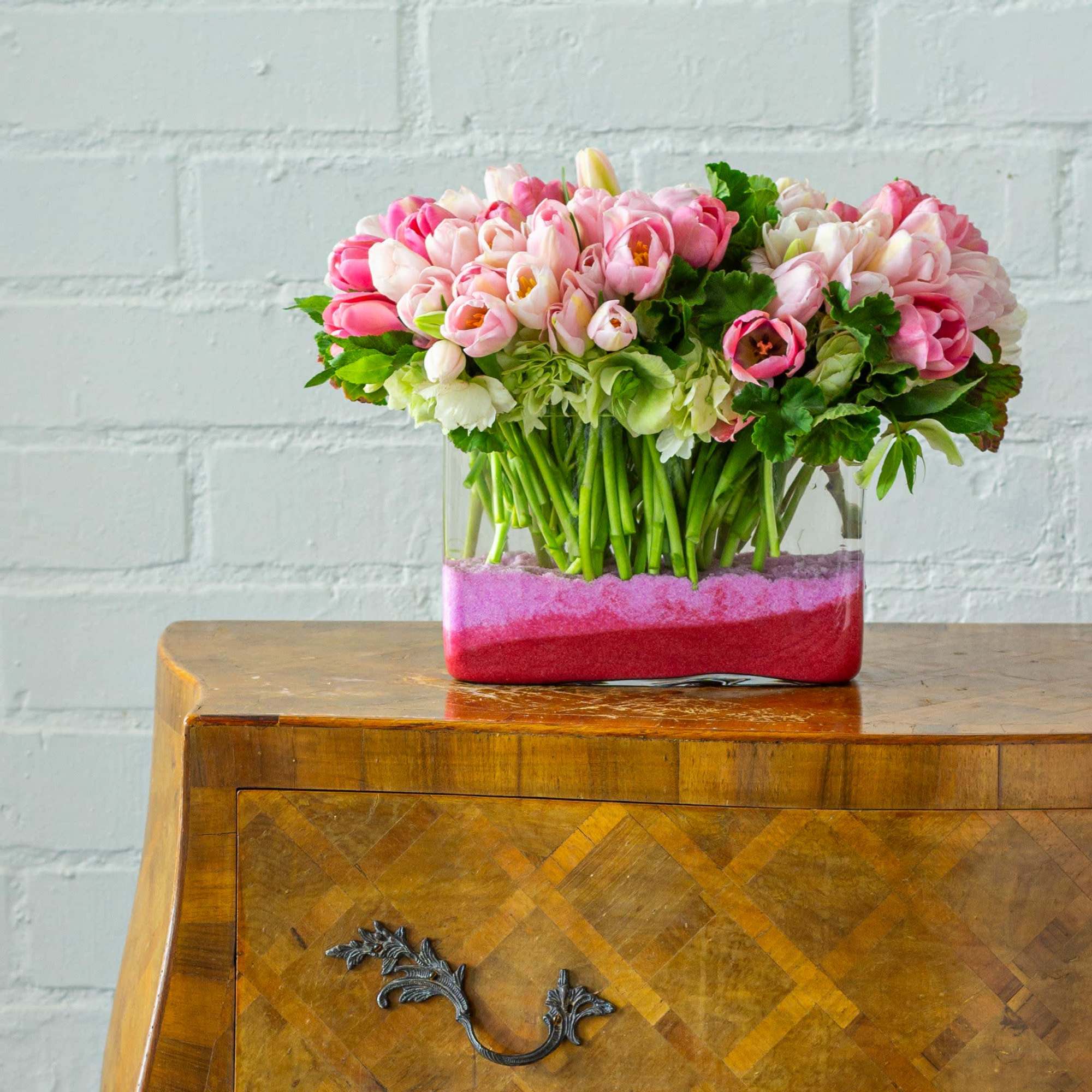 Same-day delivery: Embrace the essence of sophistication and beauty with our exquisite