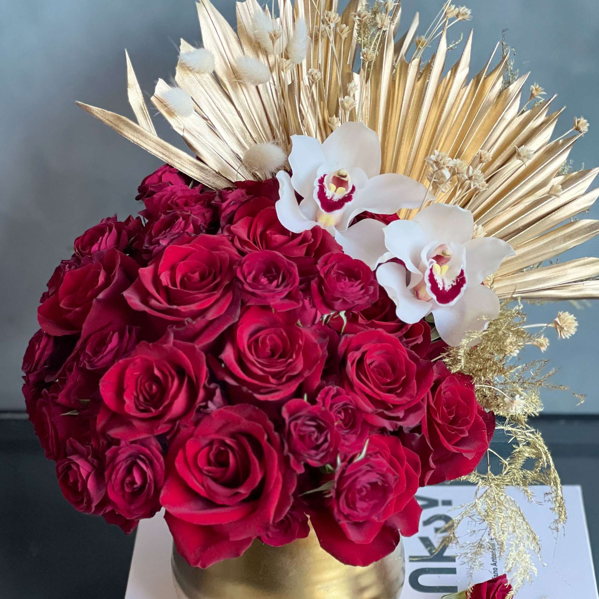 Our modern and simplistic &quot;Golden Gate Roses&quot; bring in an elegant touch