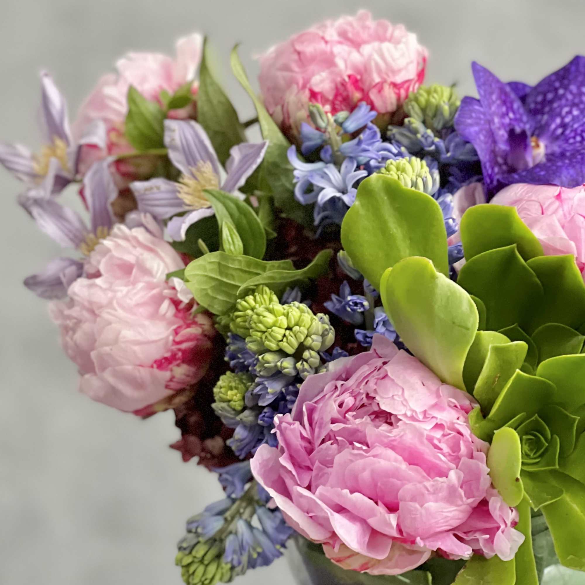 Experience a touch of luxury with our exclusive floral arrangement crafted by