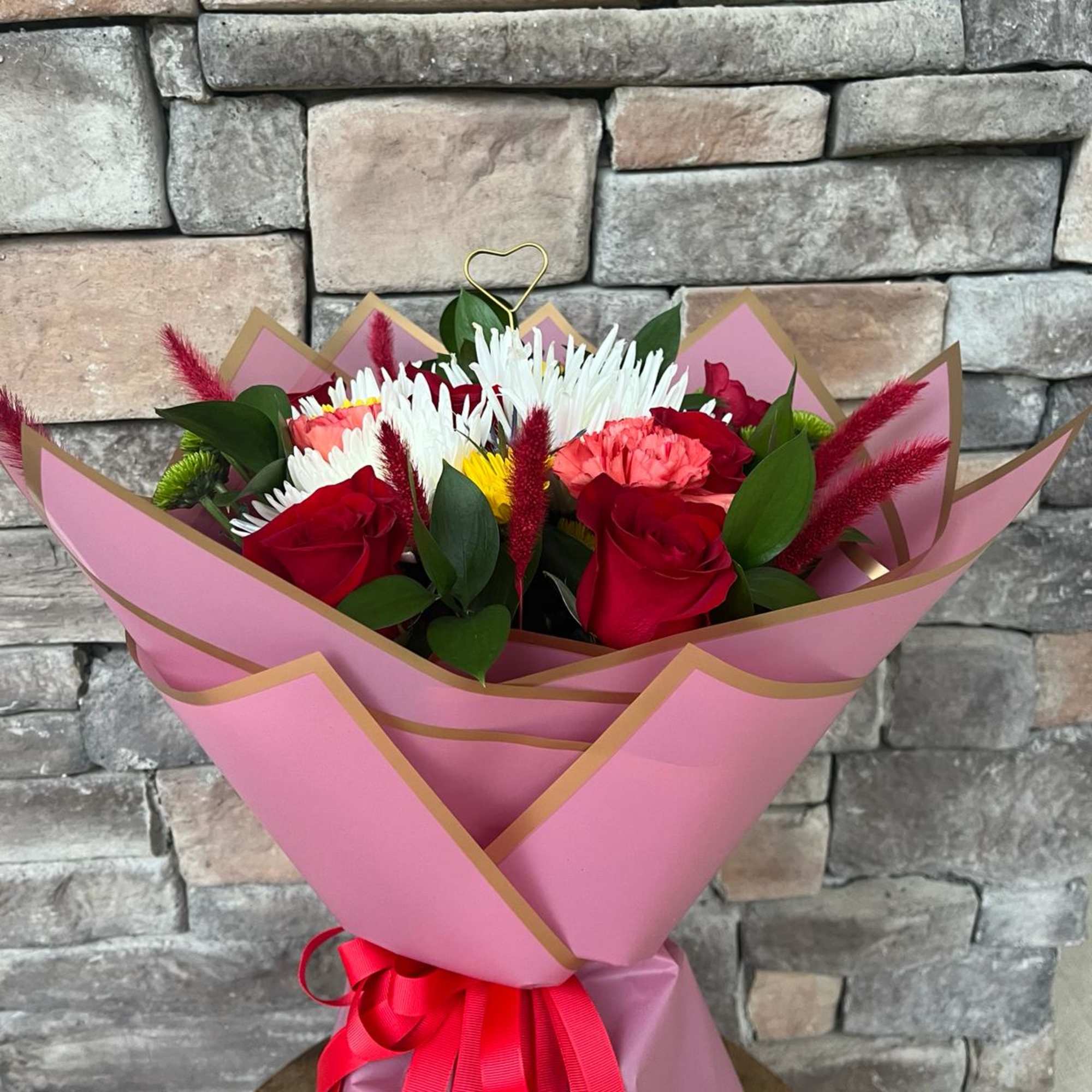 Unveil the timeless elegance of red and white in this enchanting paper