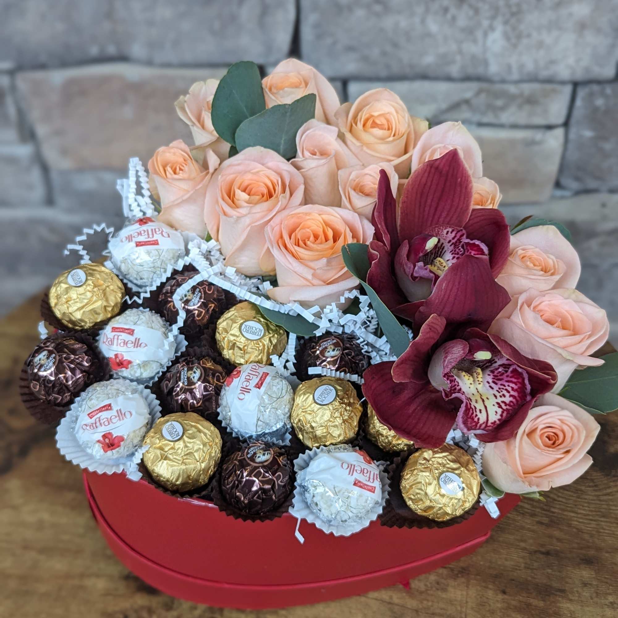 Bella Notte: A Romantic Treat from Italy

Celebrate your love in style with