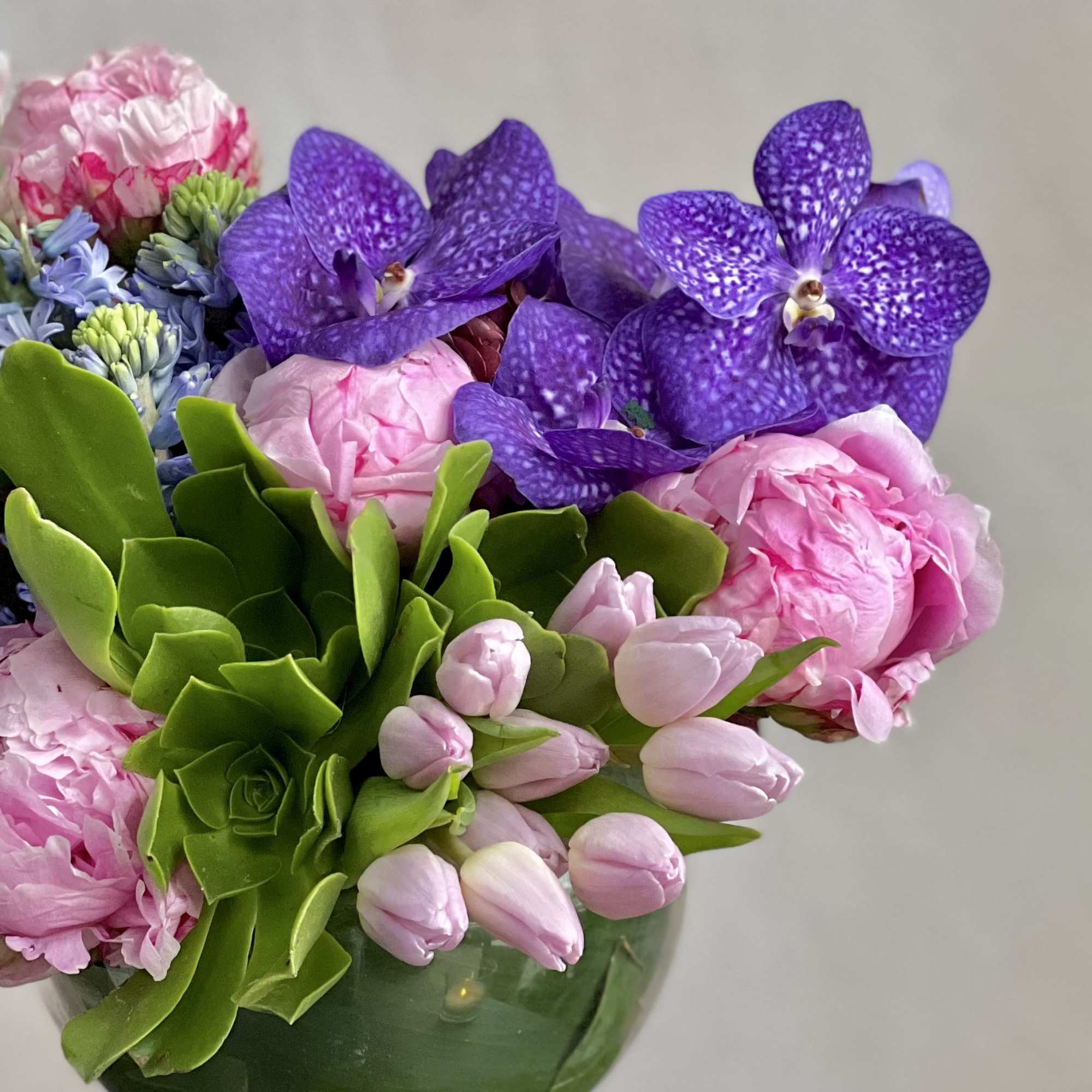 Experience a touch of luxury with our exclusive floral arrangement crafted by