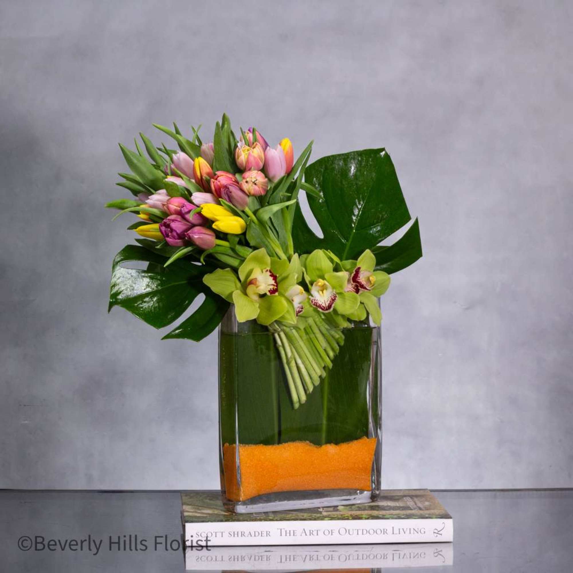 Experience the convenience of same-day delivery with Beverly Hills Florist, ensuring that