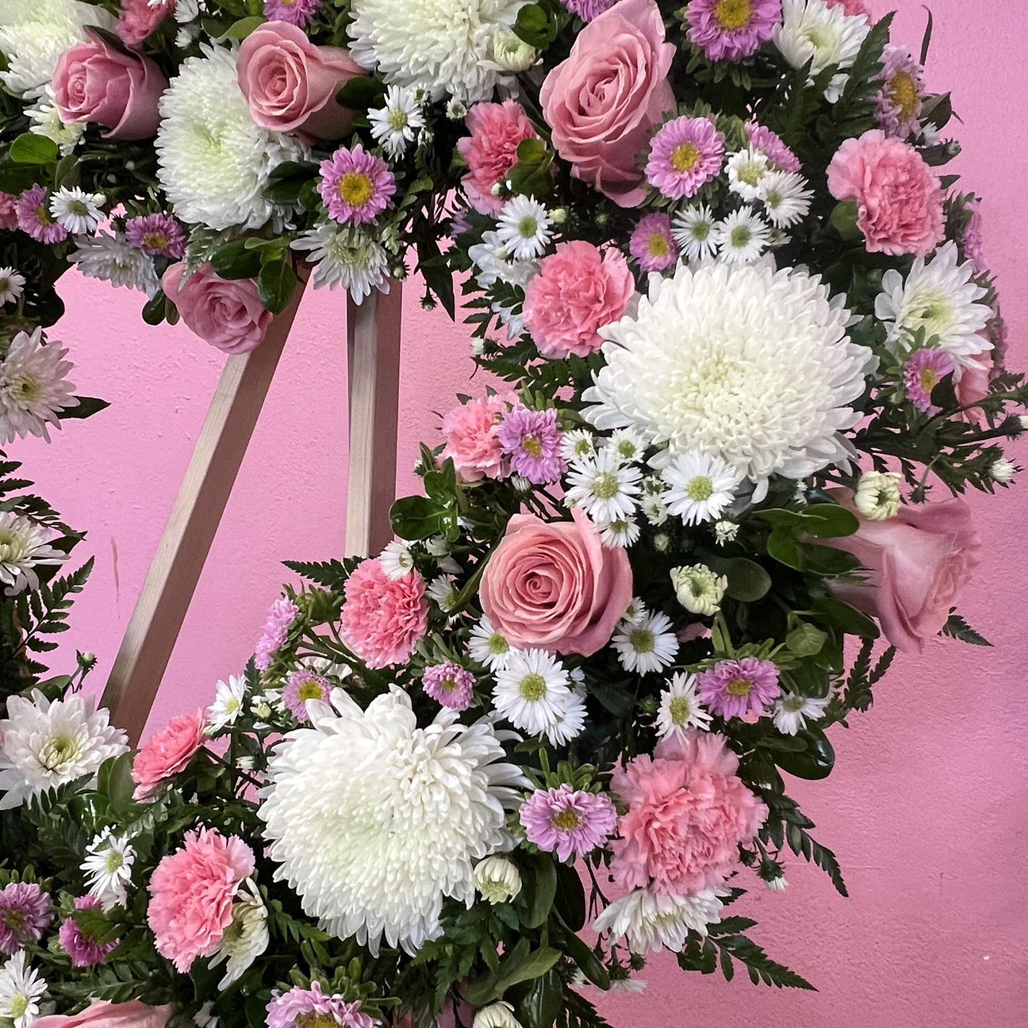 Funeral with white and pink flowers 