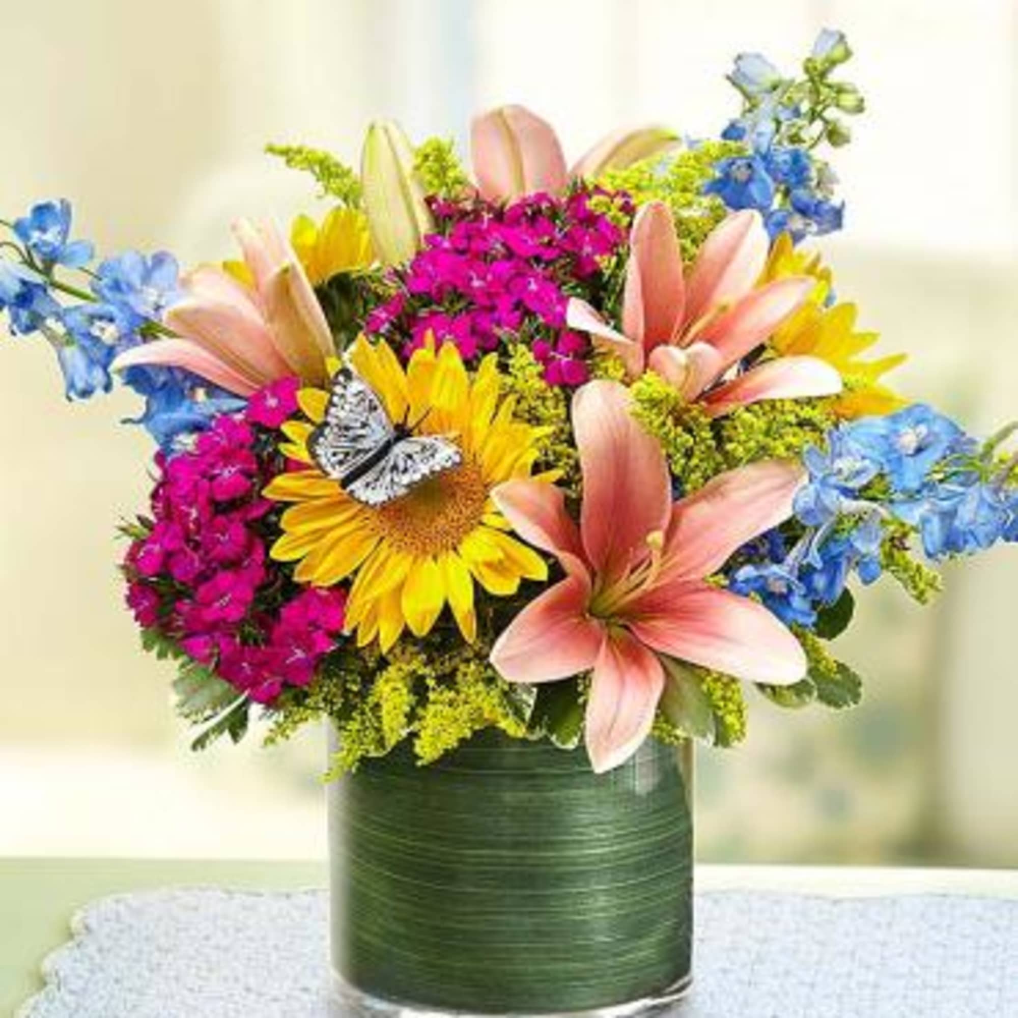 Send a sure sign of your blossoming love with our truly  Send a sure sign of your blossoming love with our truly