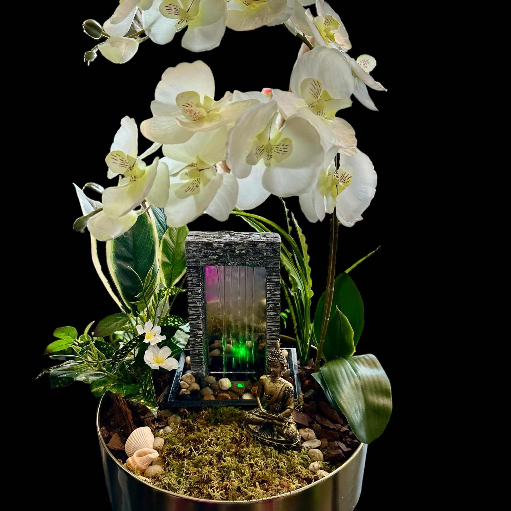 A beautiful ZEN dishgarden including a little fountain and a cute little