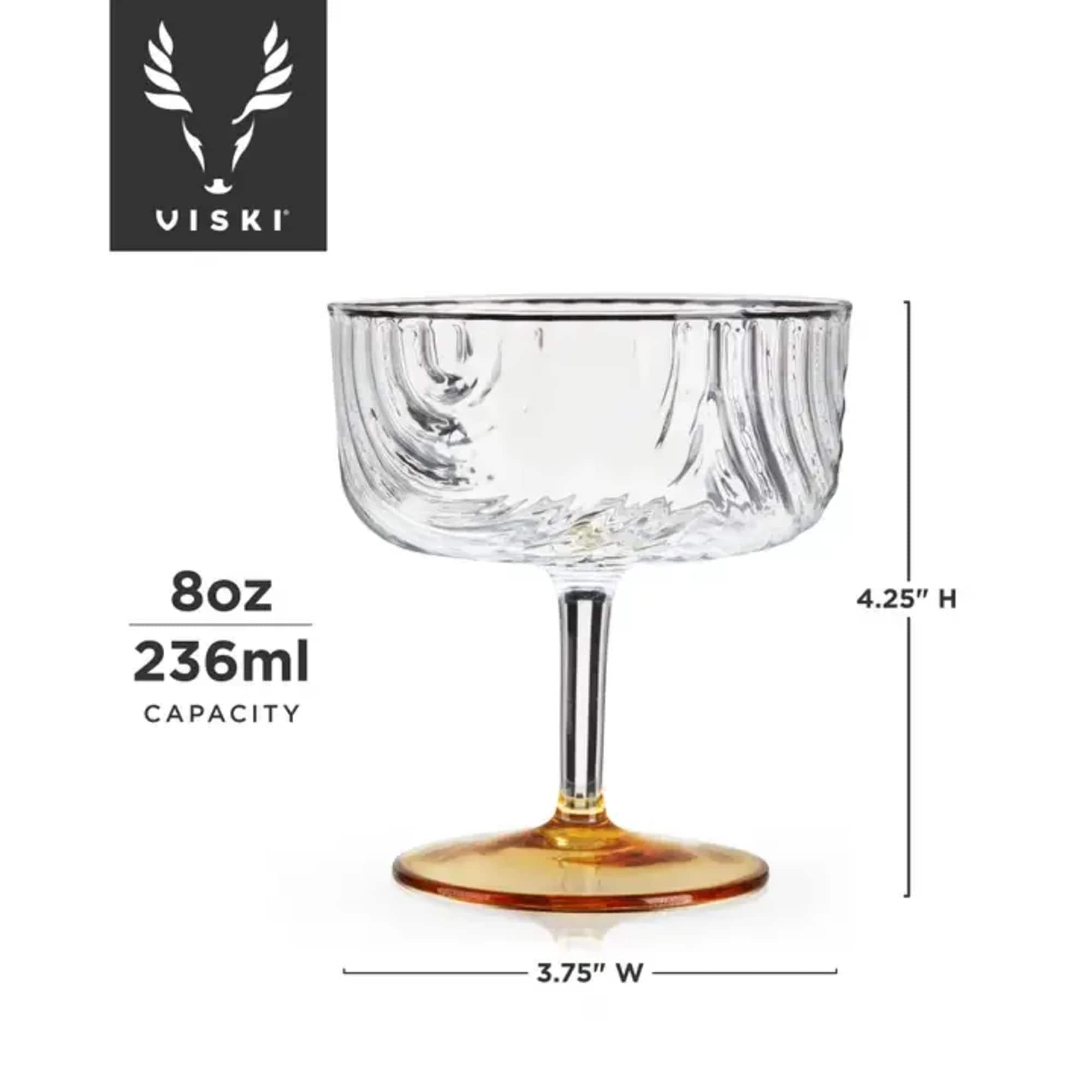 Draping glass and polished gold details give this stemmed glassware set Jazz