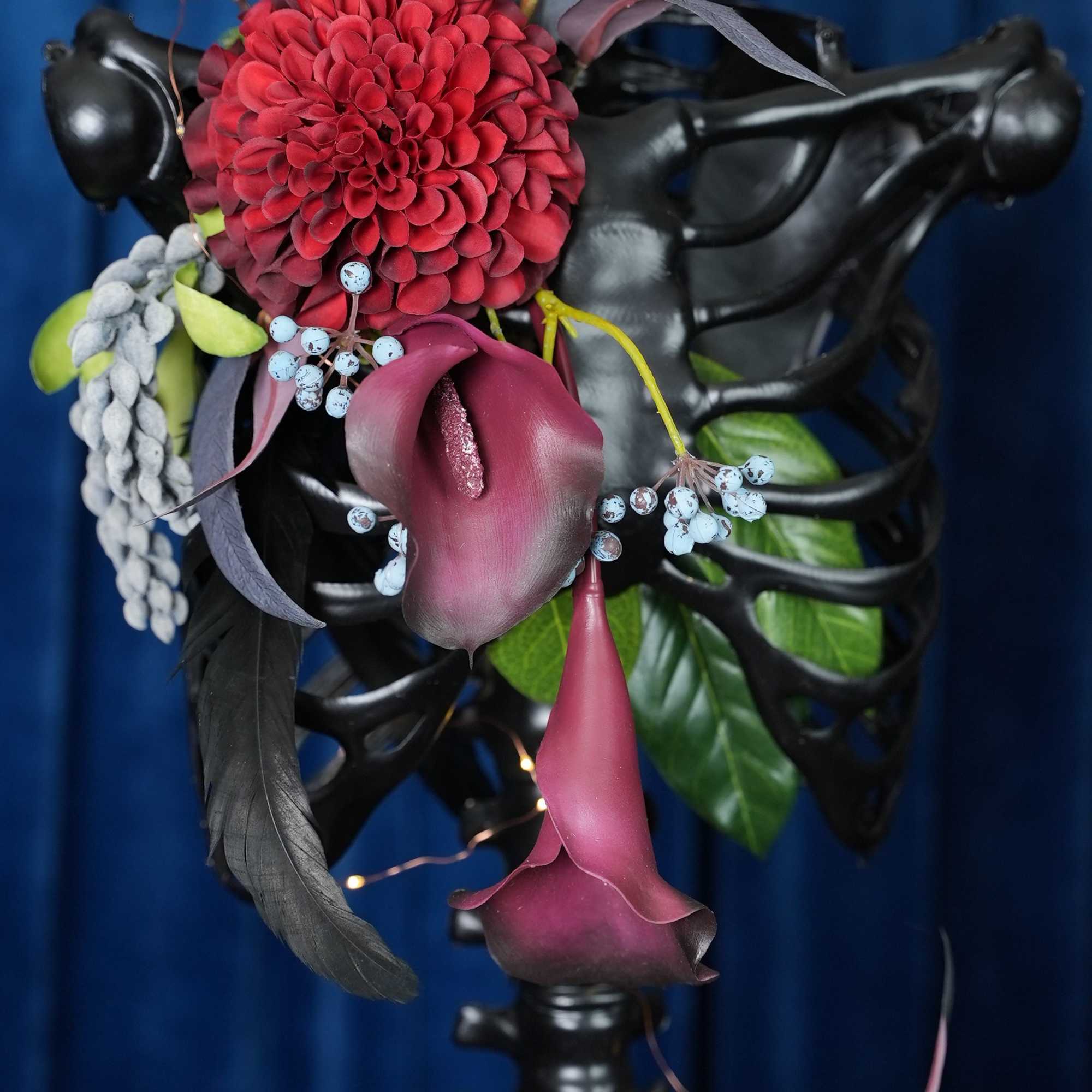 Elegance Hallow&#039;s Skeleton - This exquisite piece is a harmonious blend of