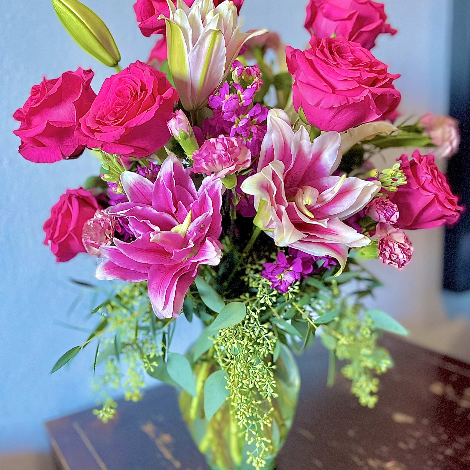 Do you see how we make our arrangements with high quality flowers.