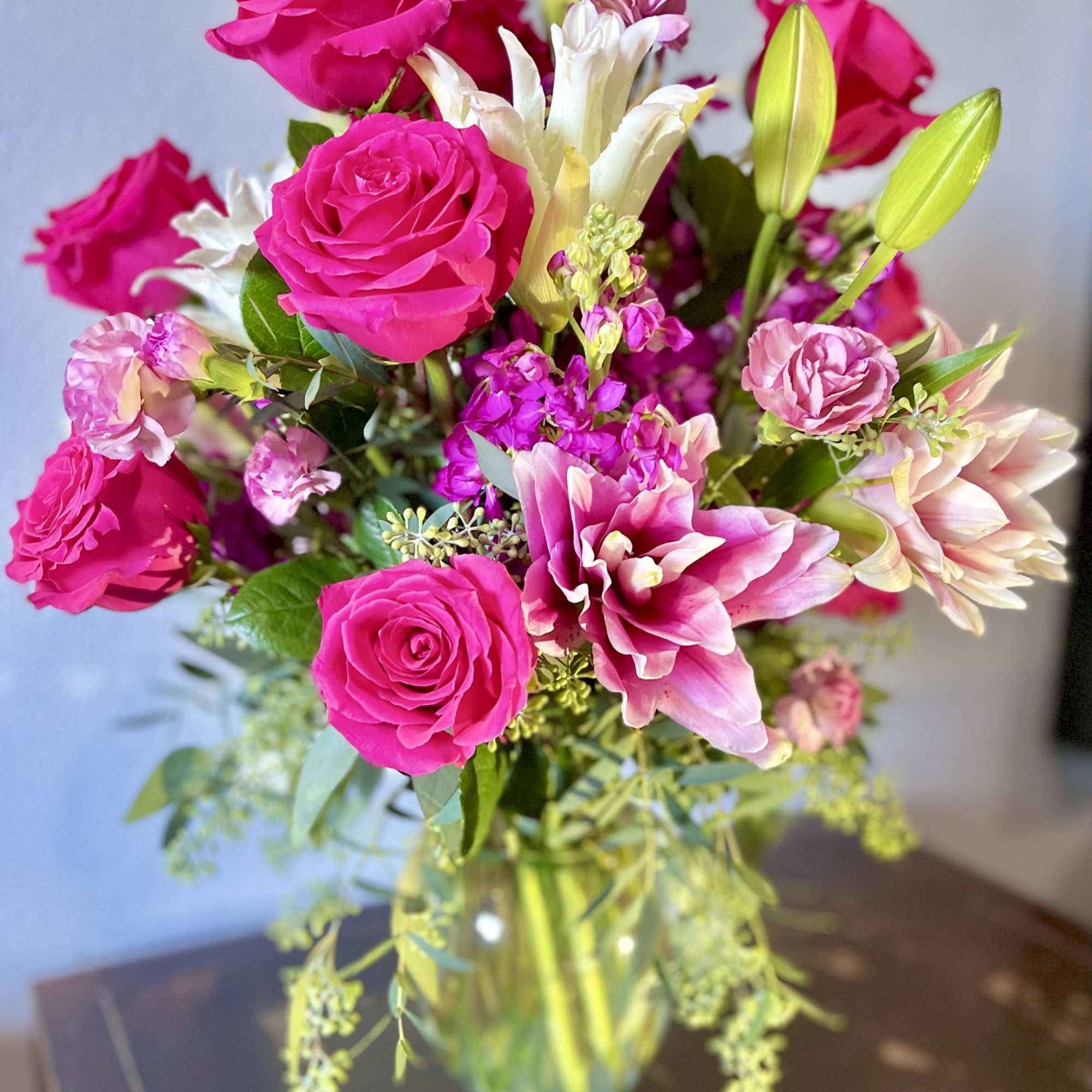 Do you see how we make our arrangements with high quality flowers.