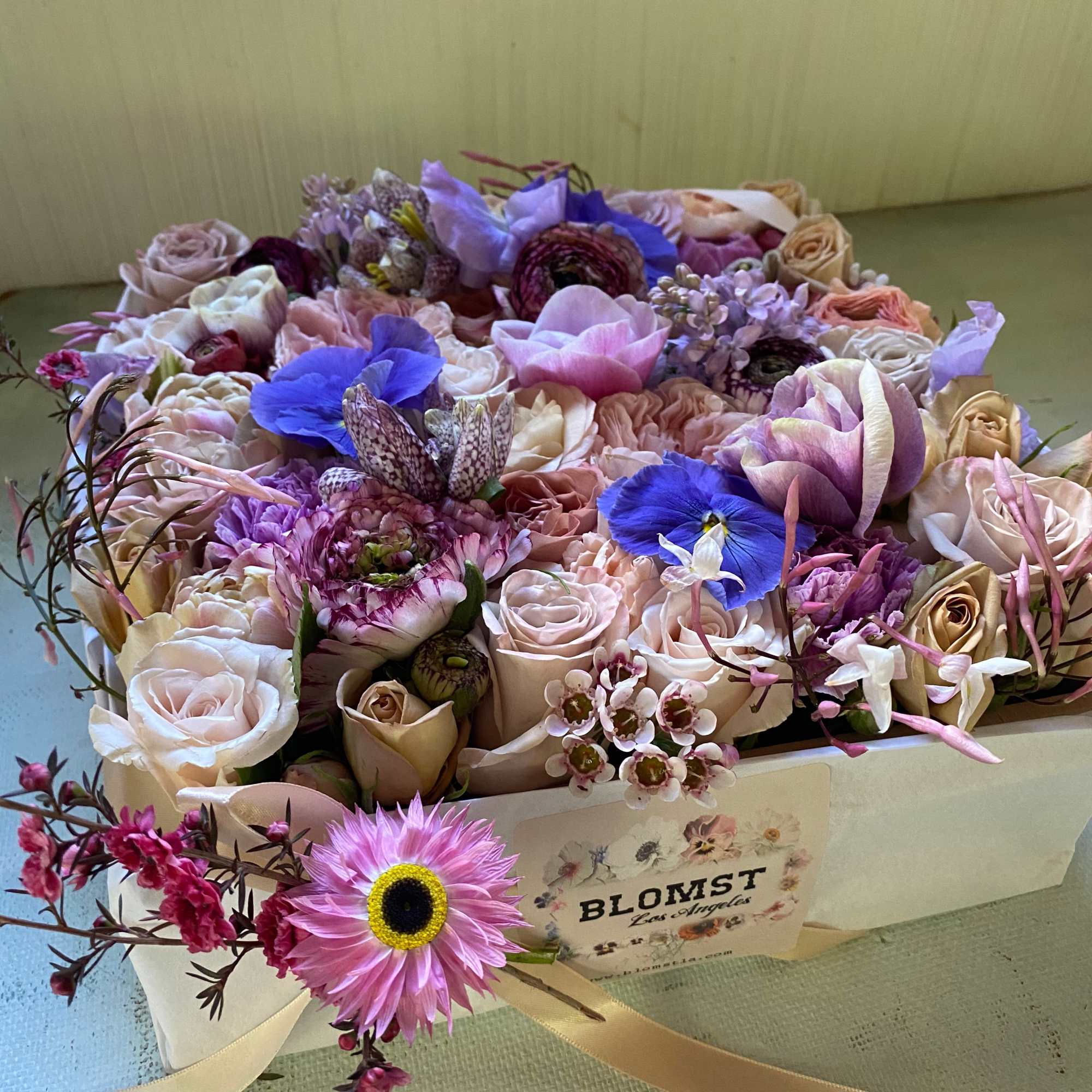 Beautiful flower box suited both for him and her full of fresh Beautiful flower box suited both for him and her full of fresh