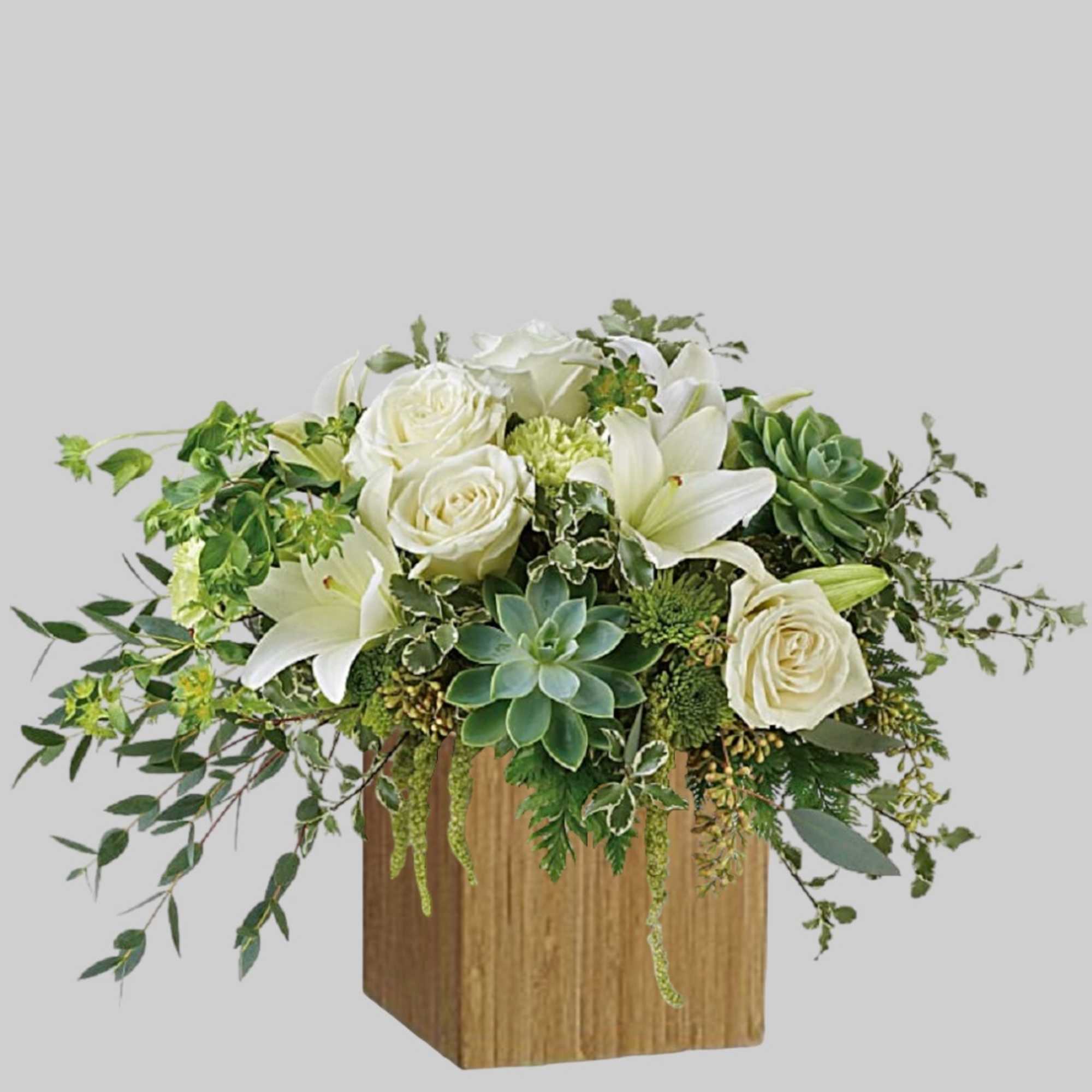 Natural elegance to celebrate any occasion! Like a flourishing garden, this gorgeous