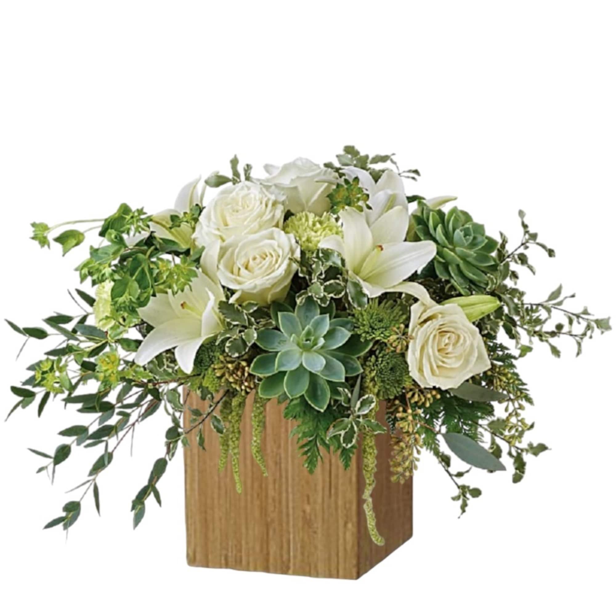 Natural elegance to celebrate any occasion! Like a flourishing garden, this gorgeous