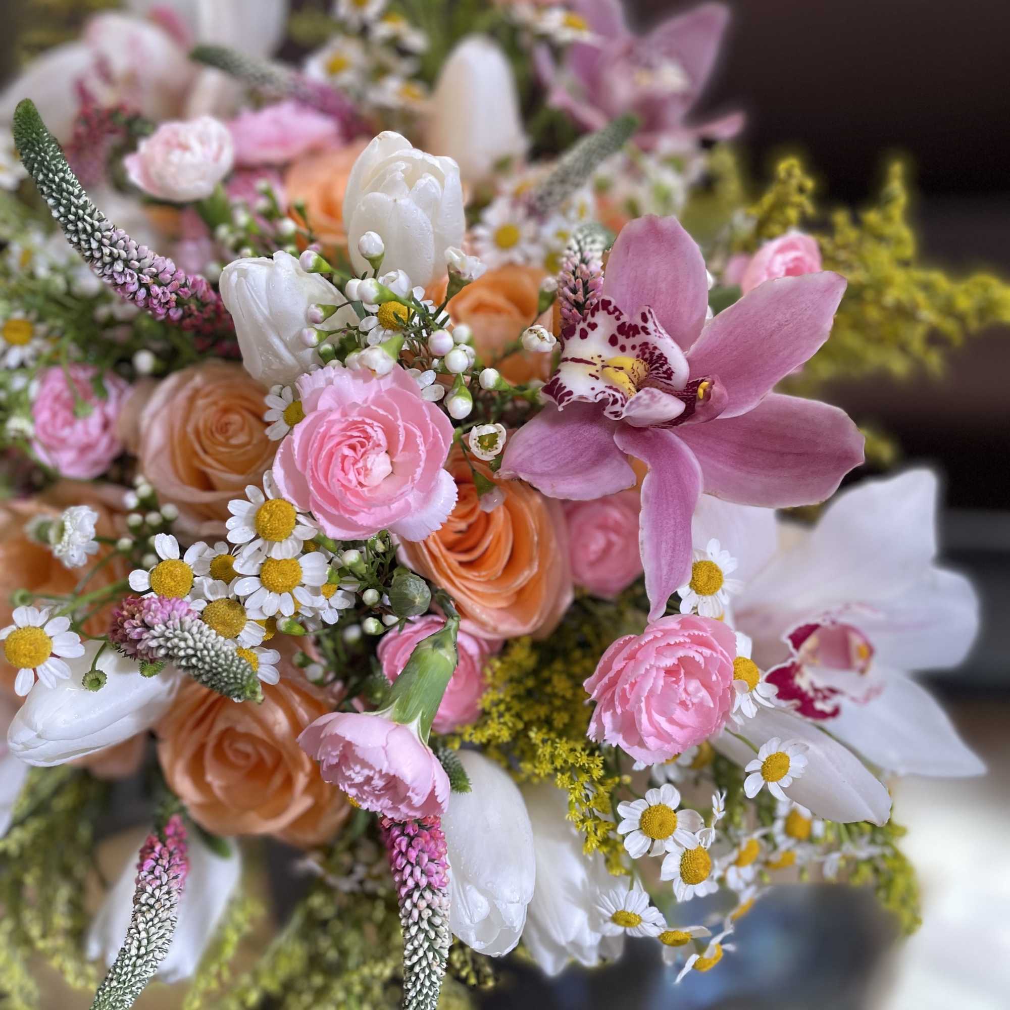 Step into a world of gentle pastel colors with our beautiful floral