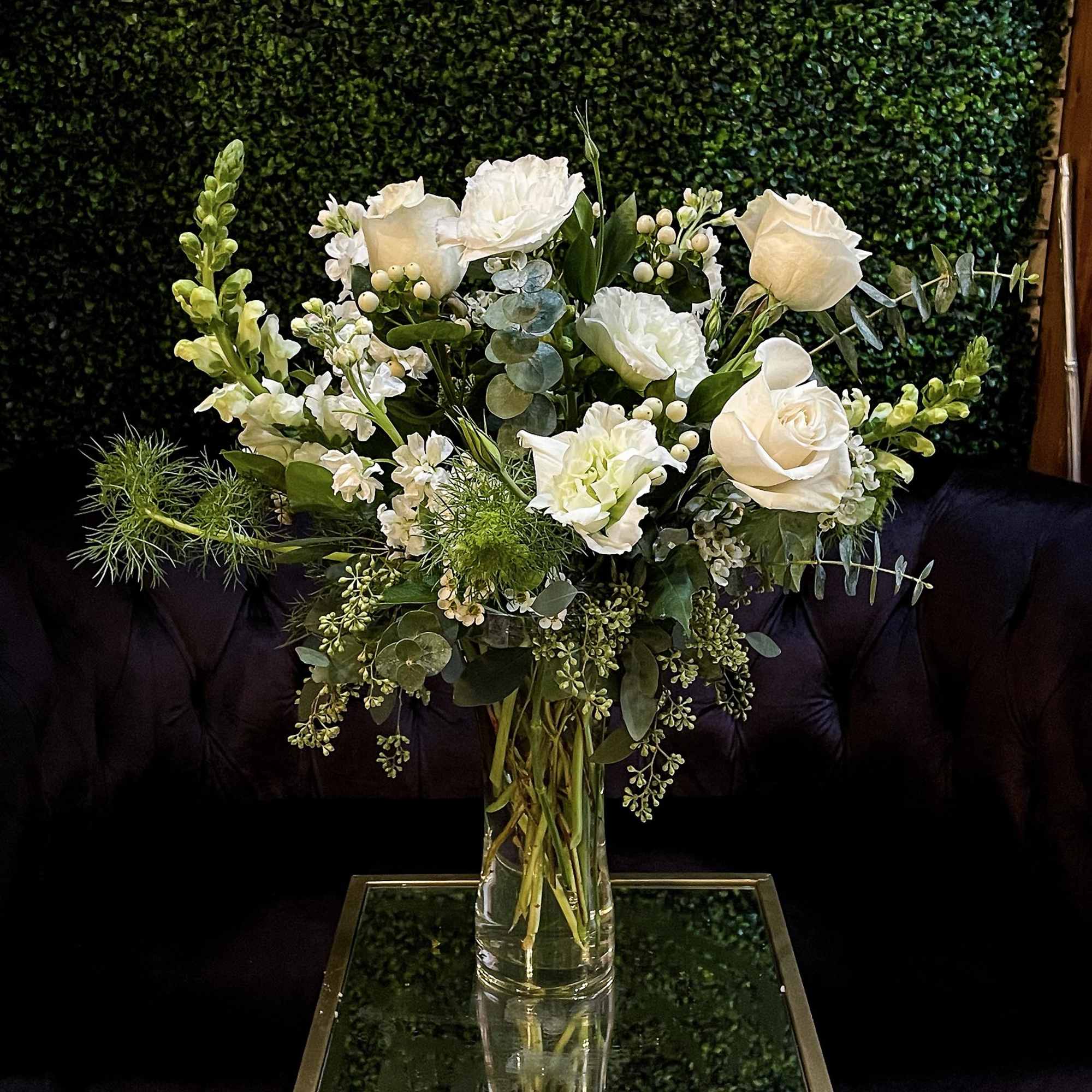 For a tall and refreshing look, Carte Blanche is here to break